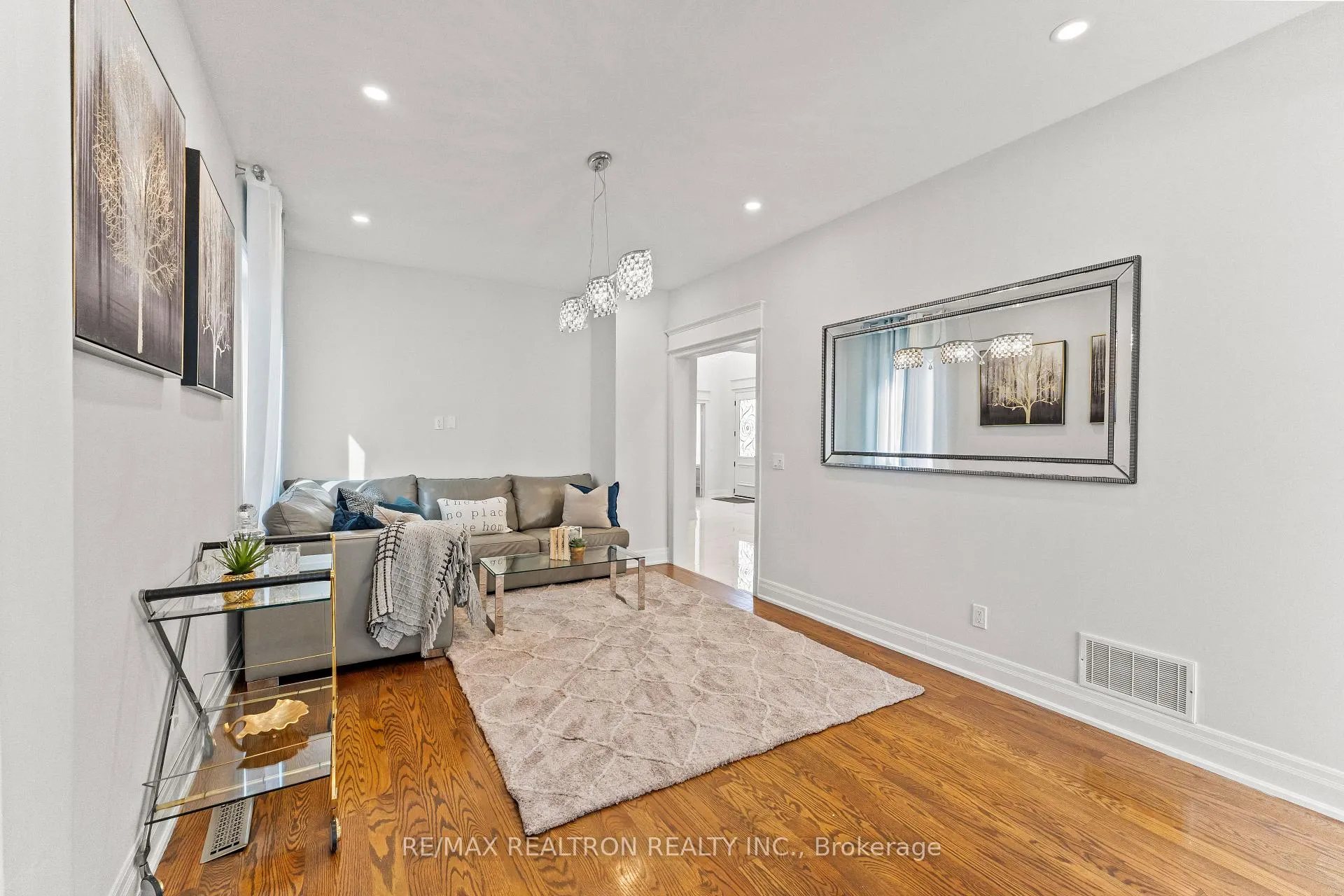 Photo 13 of 37 Oakhurst Drive, Vaughan, Beverley Glen — HOMEH