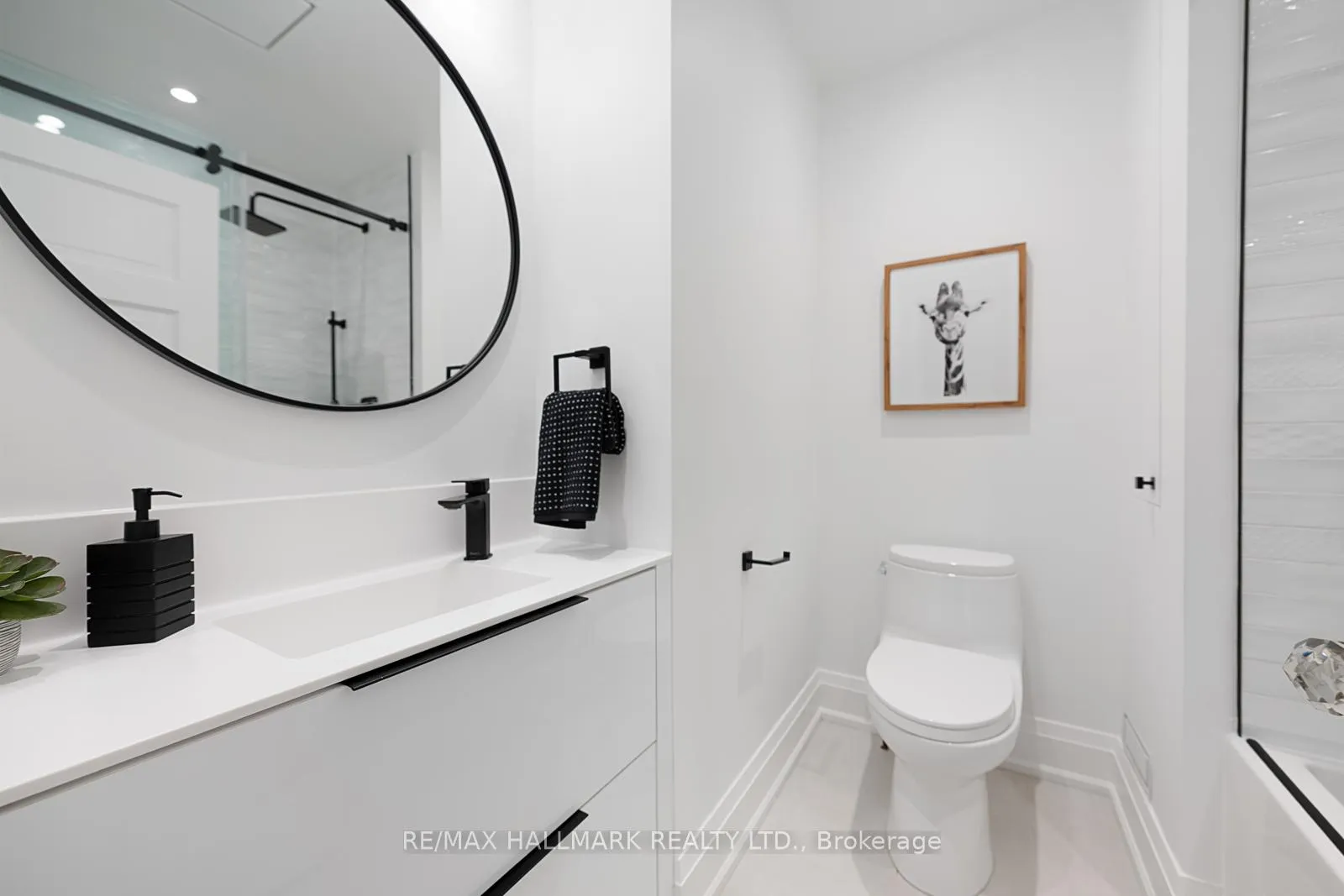 Photo 32 of 176 Melrose Avenue, Toronto, Lawrence Park North — HOMEH