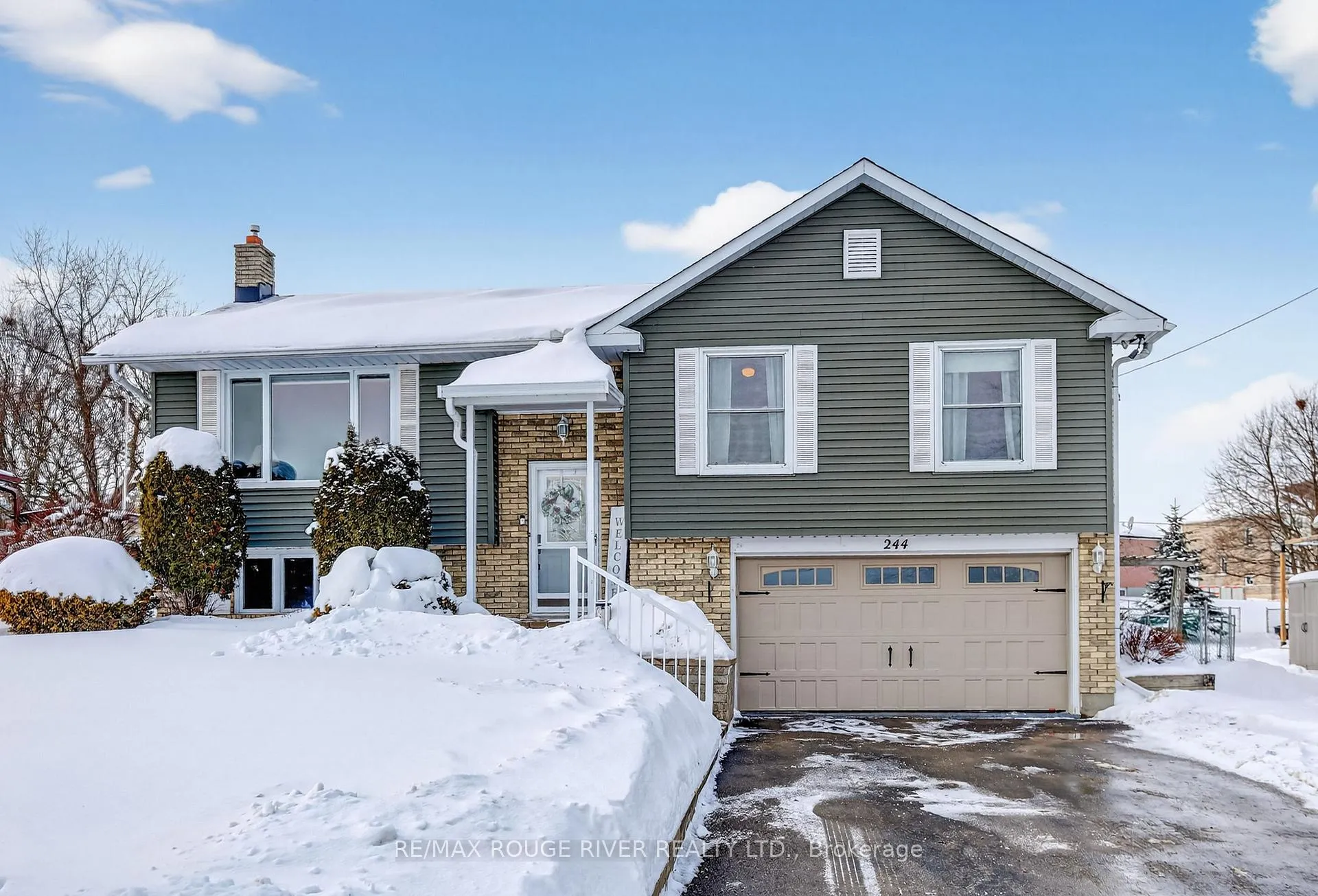 Photo 3 of 244 Union Avenue, Scugog, Port Perry — HOMEH