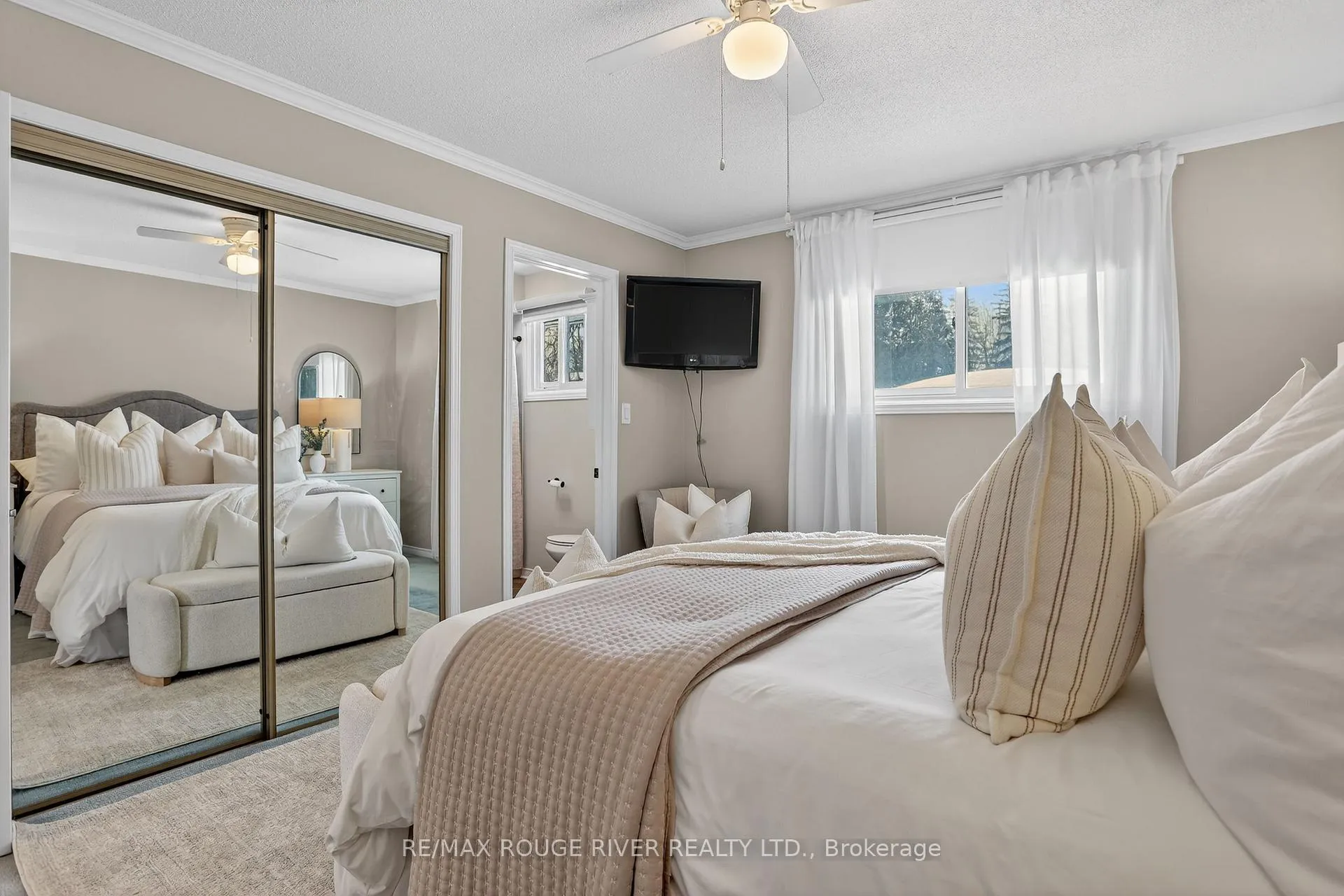 Photo 26 of 244 Union Avenue, Scugog, Port Perry — HOMEH