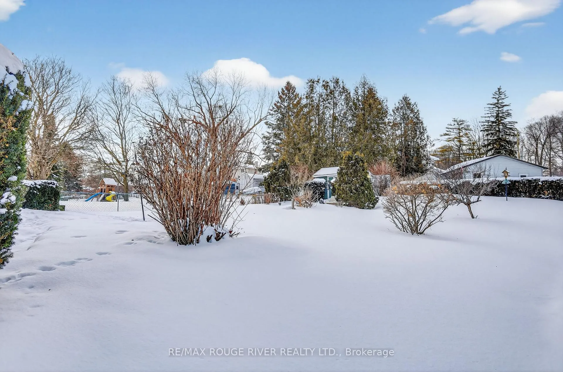 Photo 44 of 244 Union Avenue, Scugog, Port Perry — HOMEH