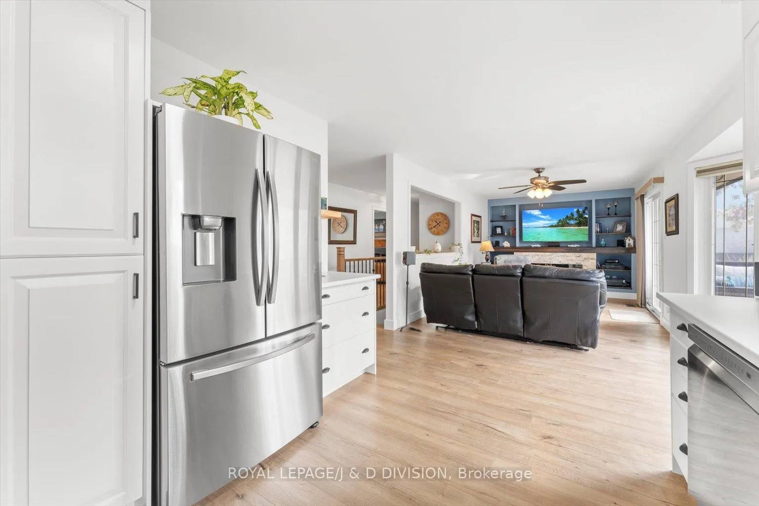 Photo 15 of 233 Bayshore Drive, Ramara, Brechin — HOMEH