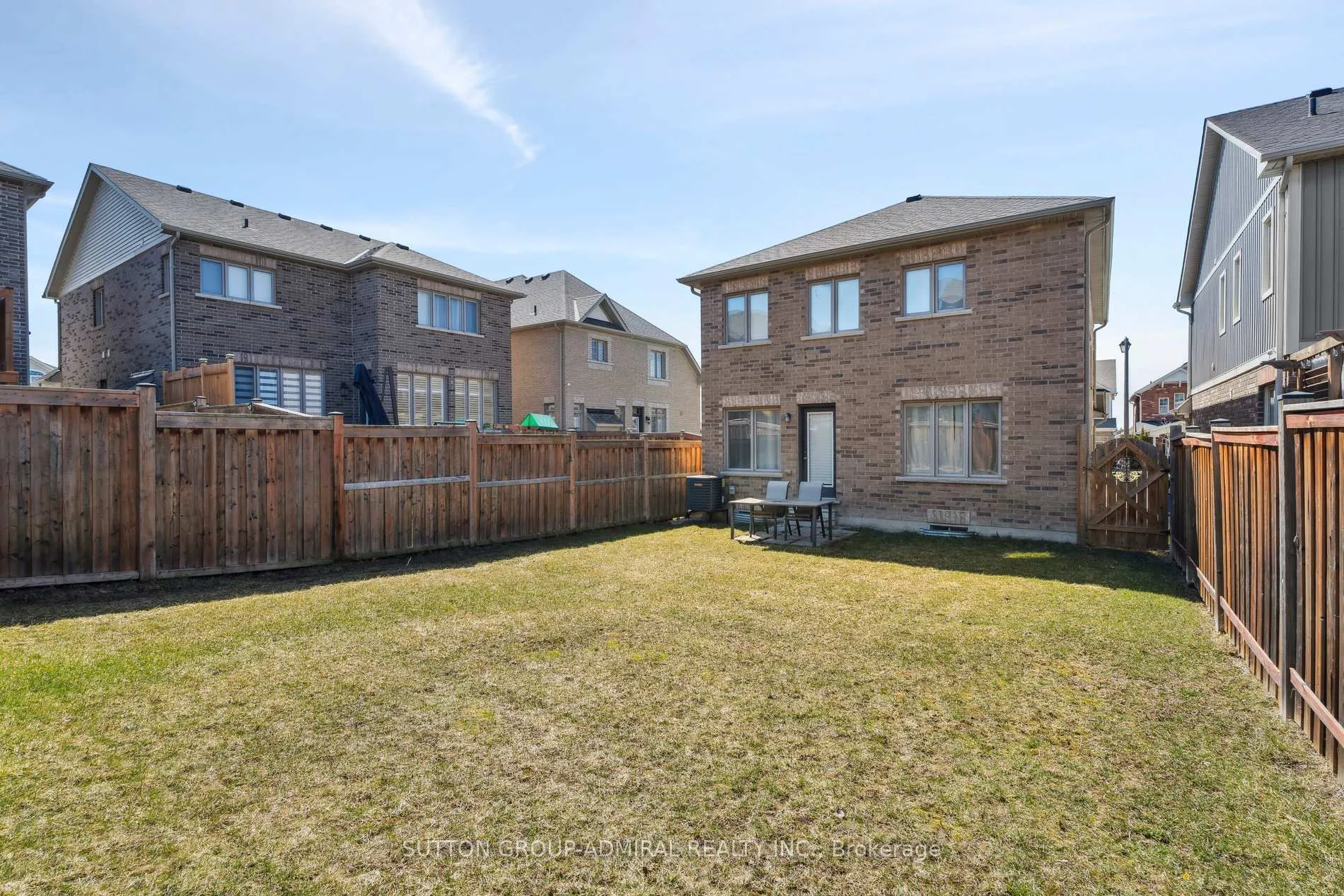 Photo 45 of 21 Cherry Lane, New Tecumseth, Alliston — HOMEH