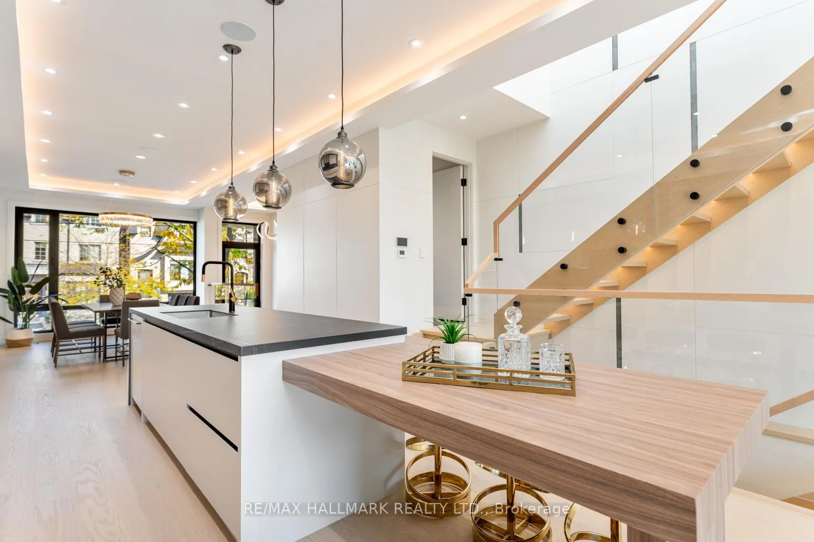 Photo 12 of 359 Cranbrooke Avenue, Toronto, Lawrence Park North — HOMEH