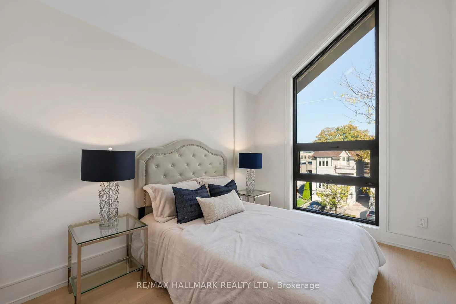 Photo 32 of 359 Cranbrooke Avenue, Toronto, Lawrence Park North — HOMEH