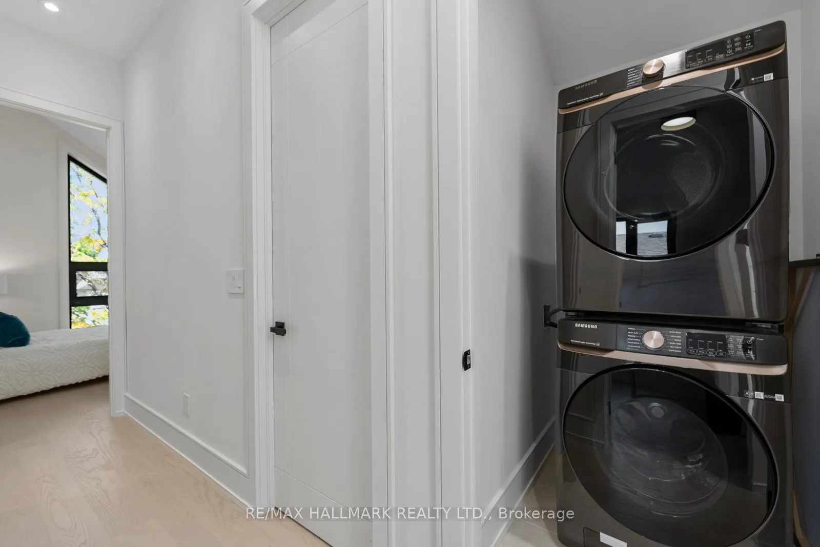 Photo 35 of 359 Cranbrooke Avenue, Toronto, Lawrence Park North — HOMEH