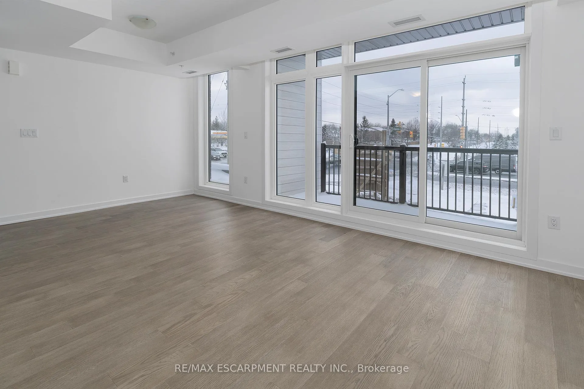 Photo 7 of Unit 23, 188 Angus Drive, Ajax, Central — HOMEH