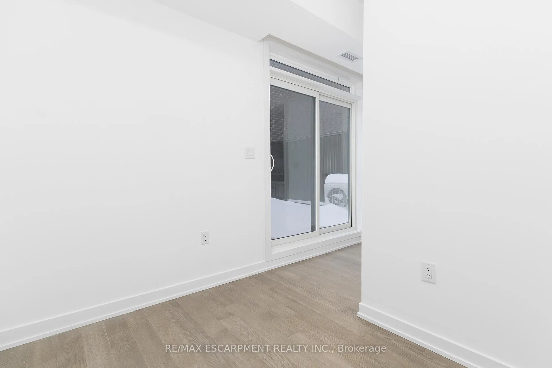 Photo 8 of Unit 23, 188 Angus Drive, Ajax, Central — HOMEH