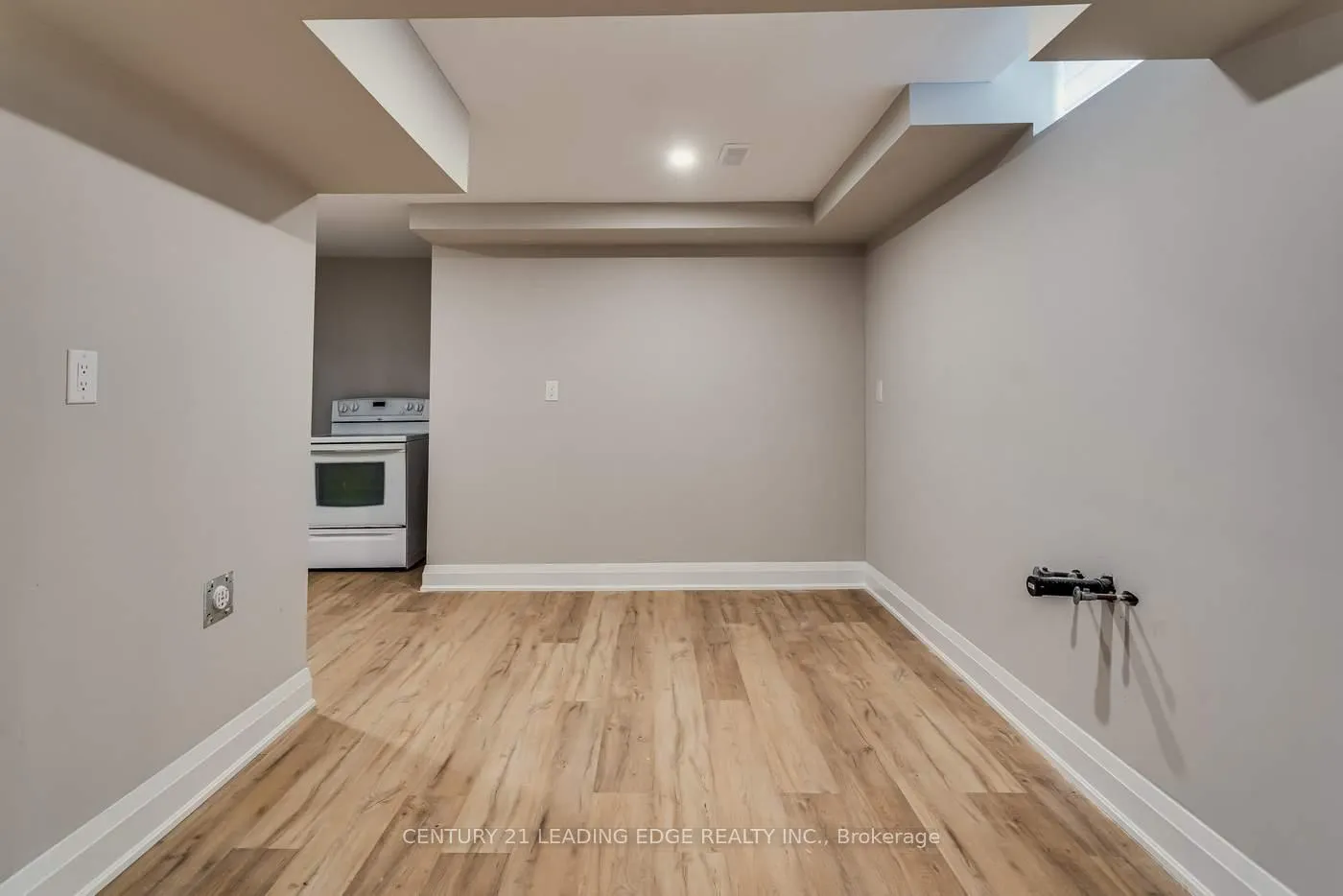 Photo 33 of 1371 Rougemount Drive, Pickering, Rougemount — HOMEH