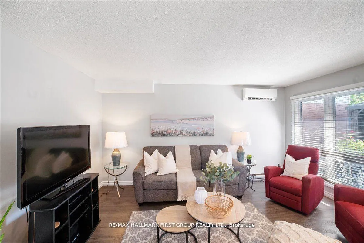 Photo 8 of 1617 Norwill Crescent, Oshawa, Samac — HOMEH