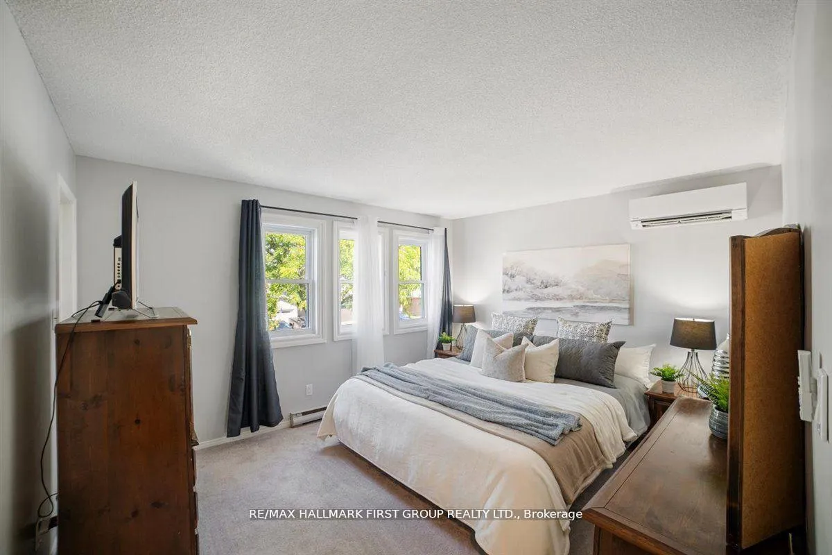 Photo 14 of 1617 Norwill Crescent, Oshawa, Samac — HOMEH