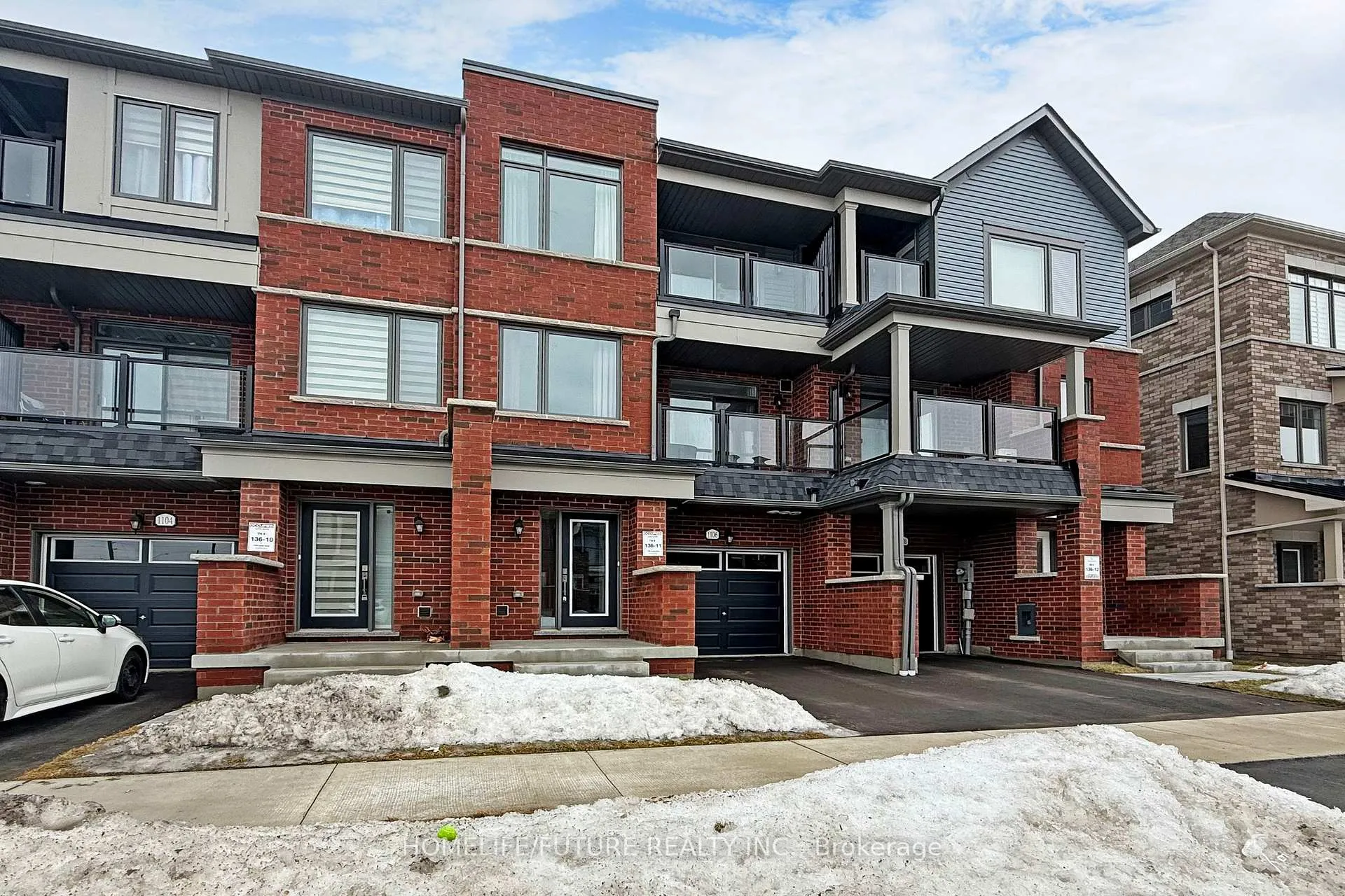 Photo 3 of 1106 Lockie Drive, Oshawa, Kedron — HOMEH