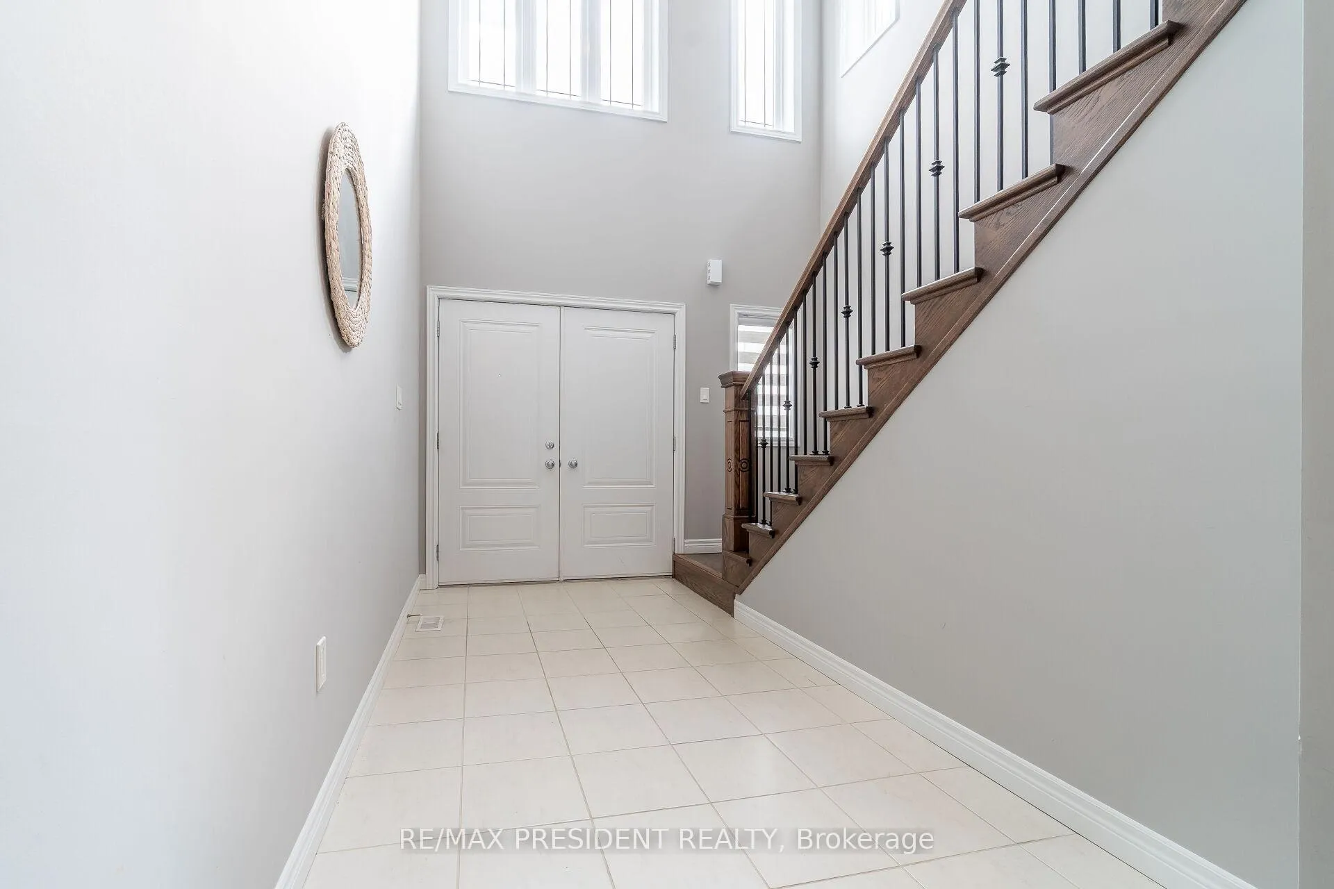 Photo 4 of 61 Broadacre Drive, Kitchener — HOMEH