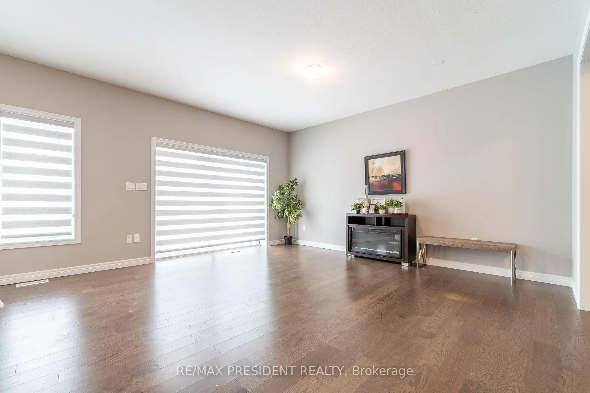 Photo 14 of 61 Broadacre Drive, Kitchener — HOMEH