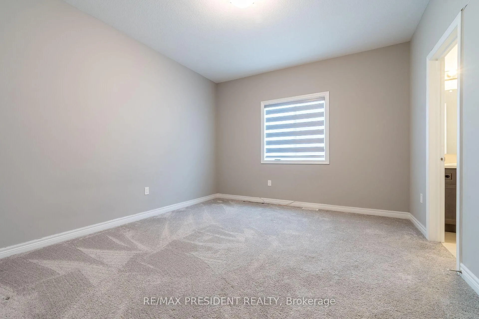 Photo 31 of 61 Broadacre Drive, Kitchener — HOMEH