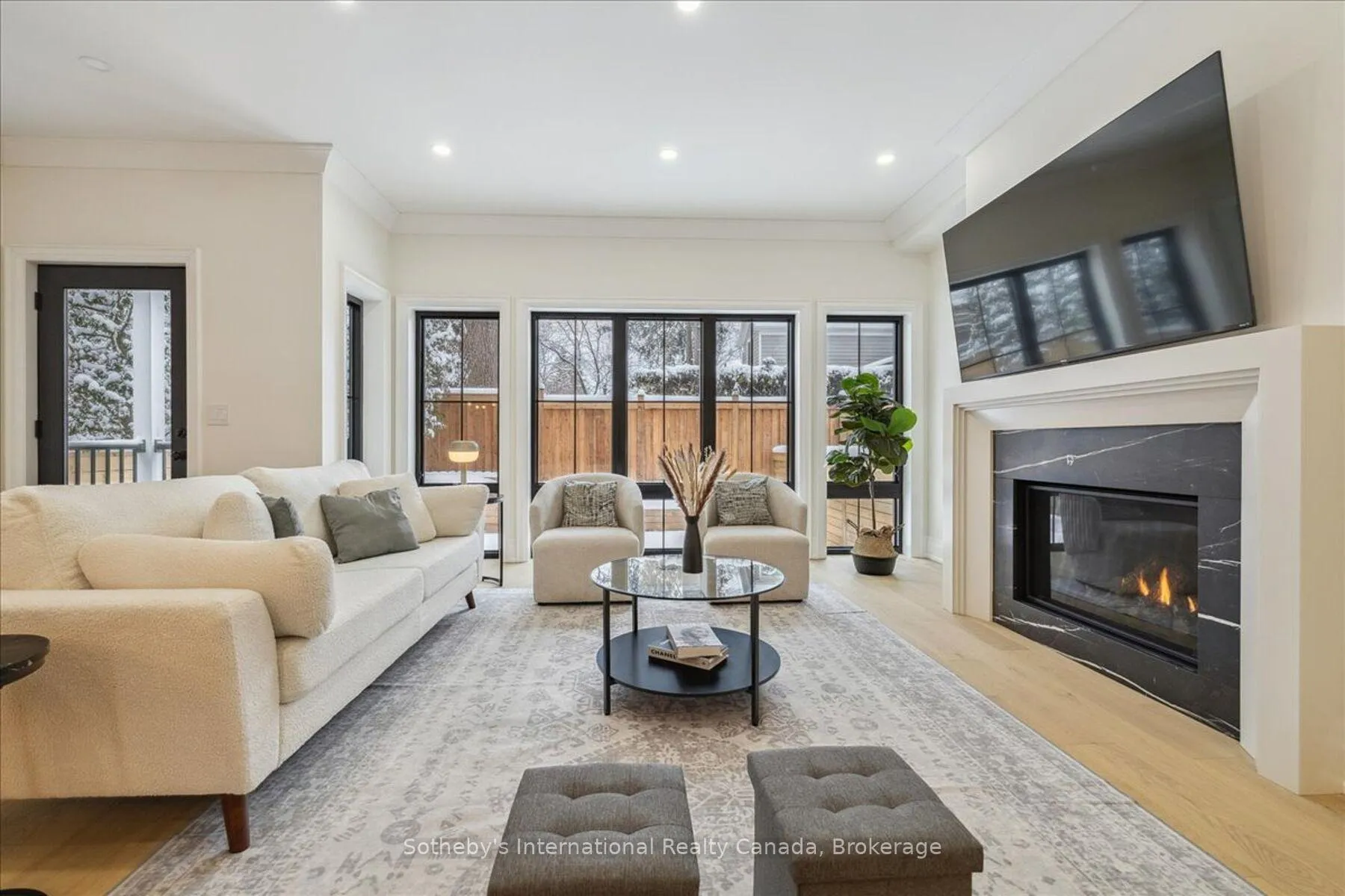 Photo 11 of 152 Chisholm Street, Oakville, Central — HOMEH