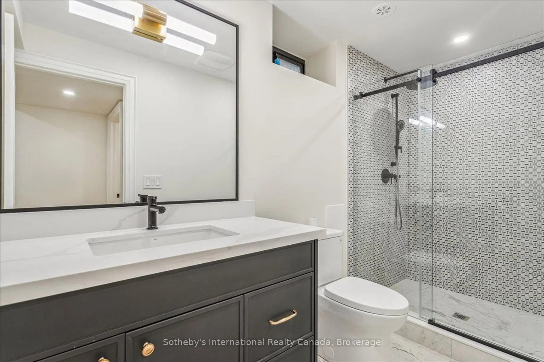 Photo 25 of 152 Chisholm Street, Oakville, Central — HOMEH