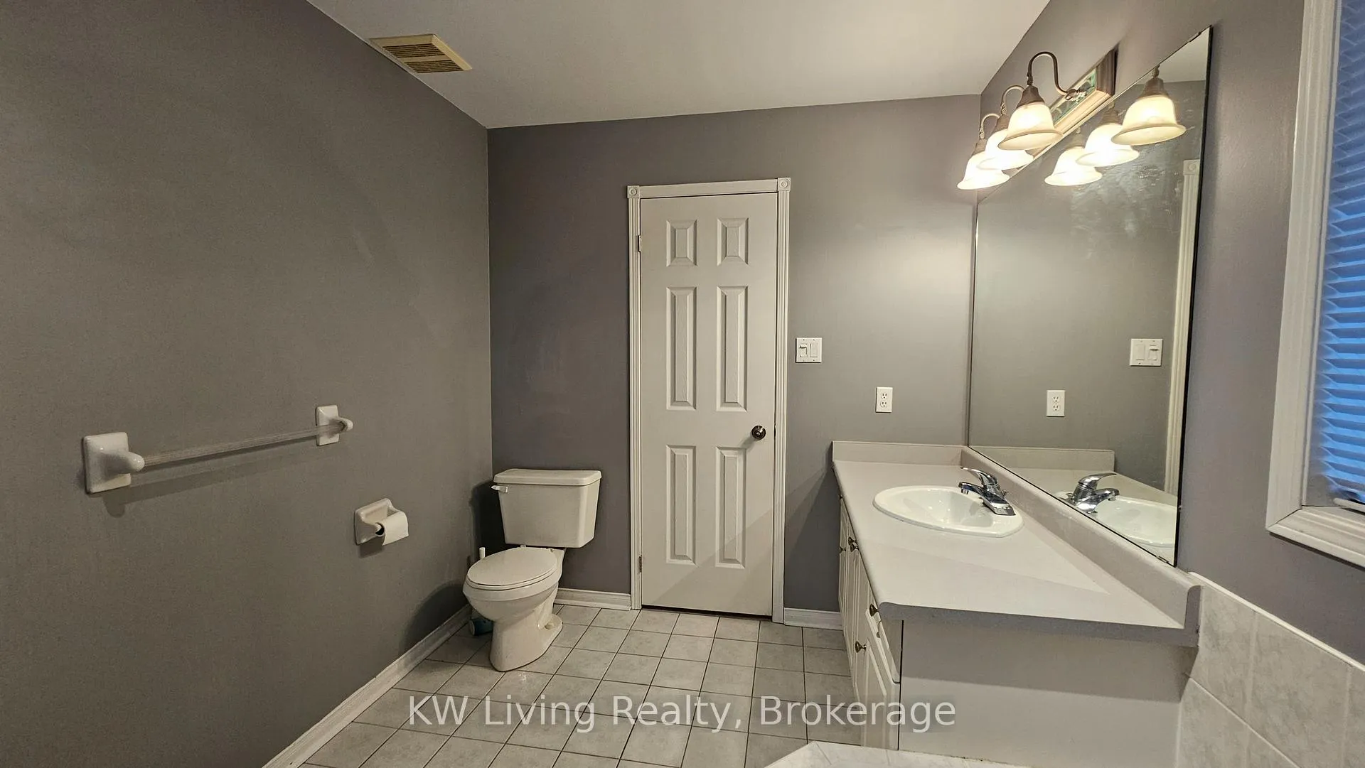 Photo 23 of 2413 East Gate Crescent, Oakville, River Oaks — HOMEH