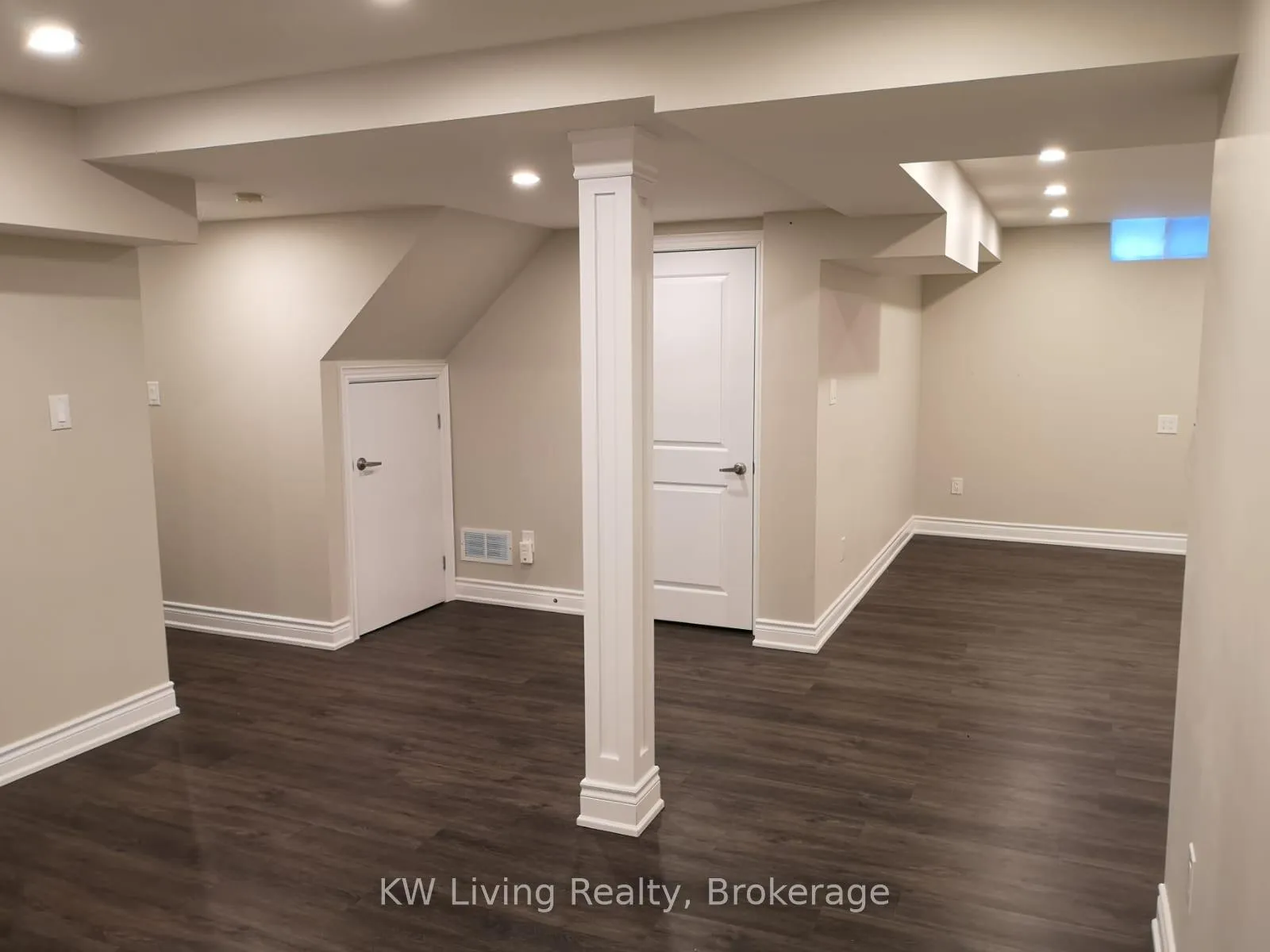 Photo 46 of 2413 East Gate Crescent, Oakville, River Oaks — HOMEH