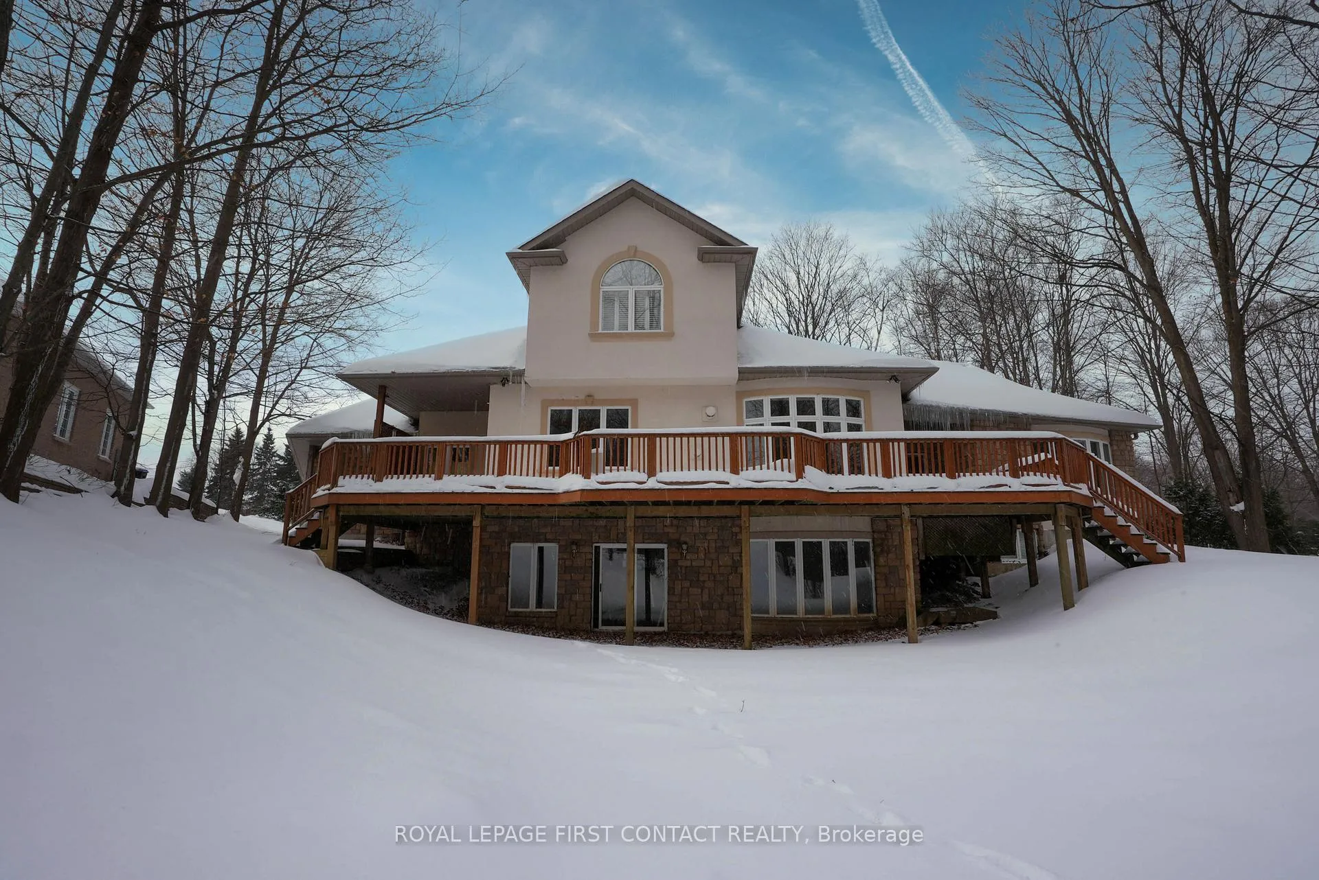 Photo 2 of 29 Glenhuron Drive, Springwater, Midhurst — HOMEH