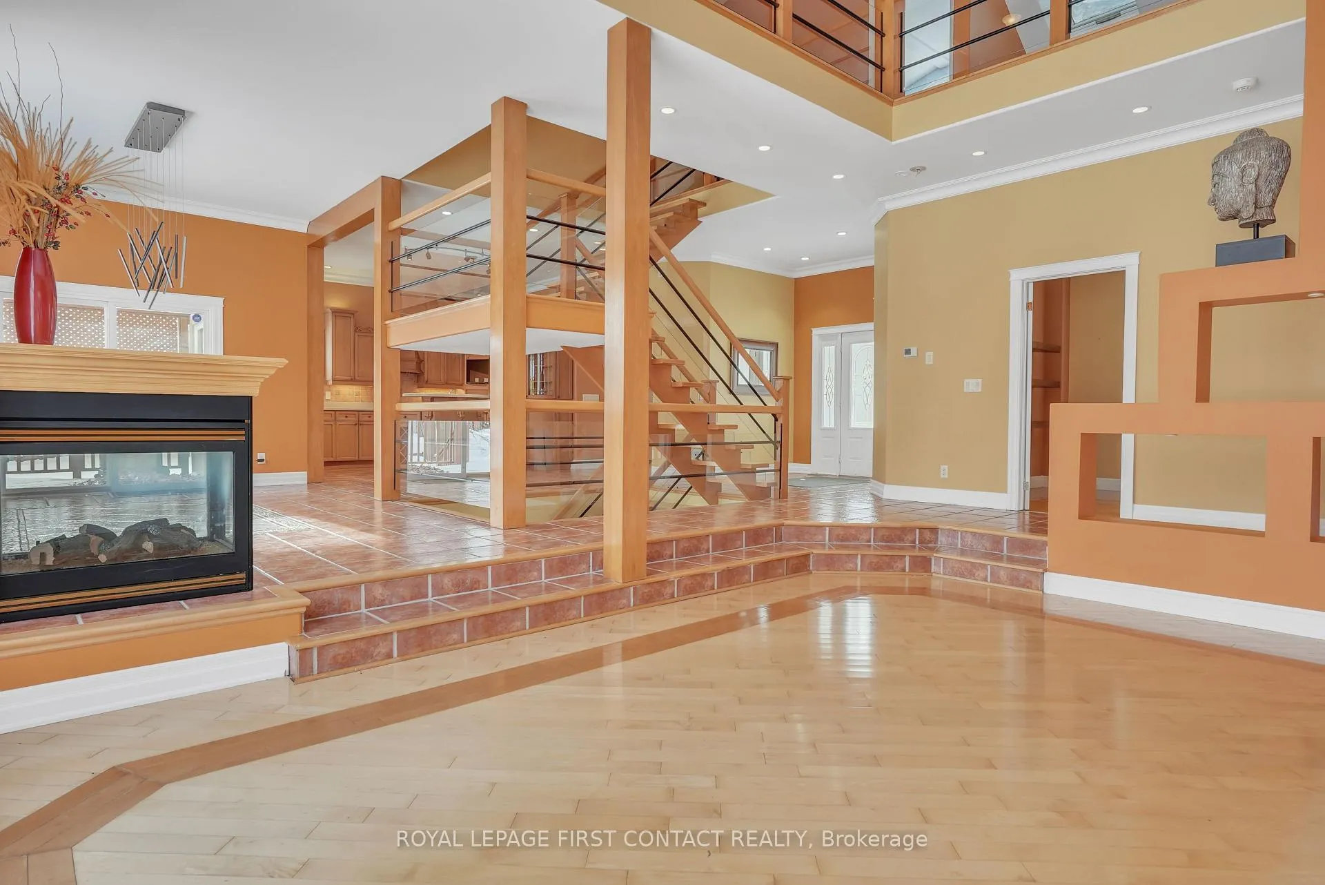 Photo 3 of 29 Glenhuron Drive, Springwater, Midhurst — HOMEH