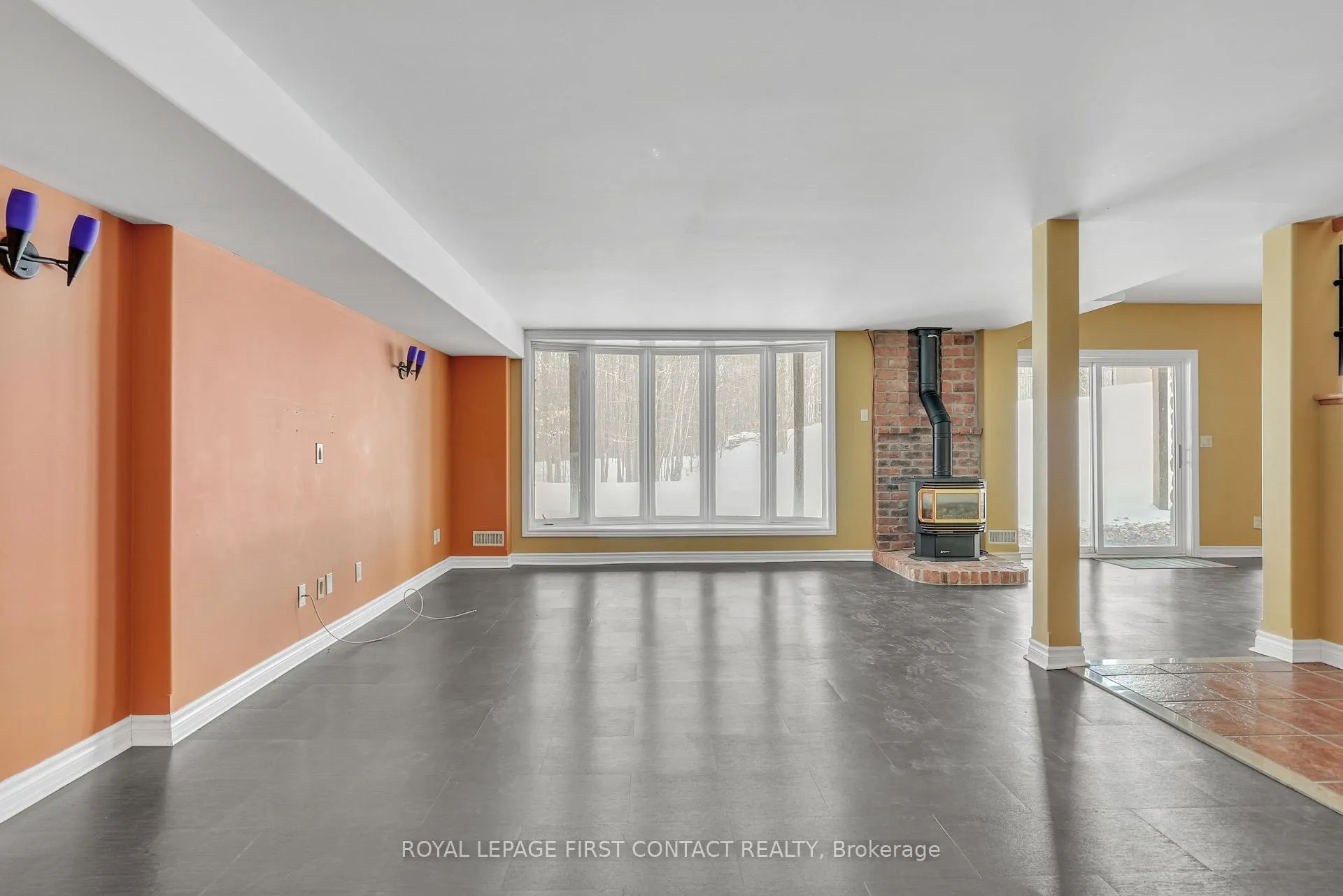 Photo 28 of 29 Glenhuron Drive, Springwater, Midhurst — HOMEH