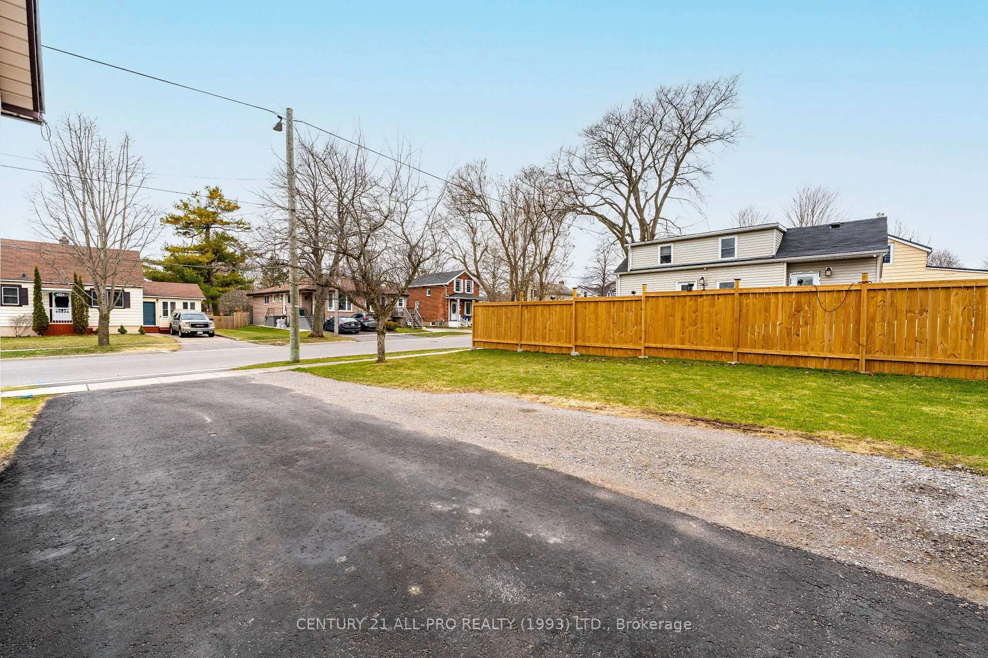 Photo 21 of 182 Forth Street, Cobourg — HOMEH
