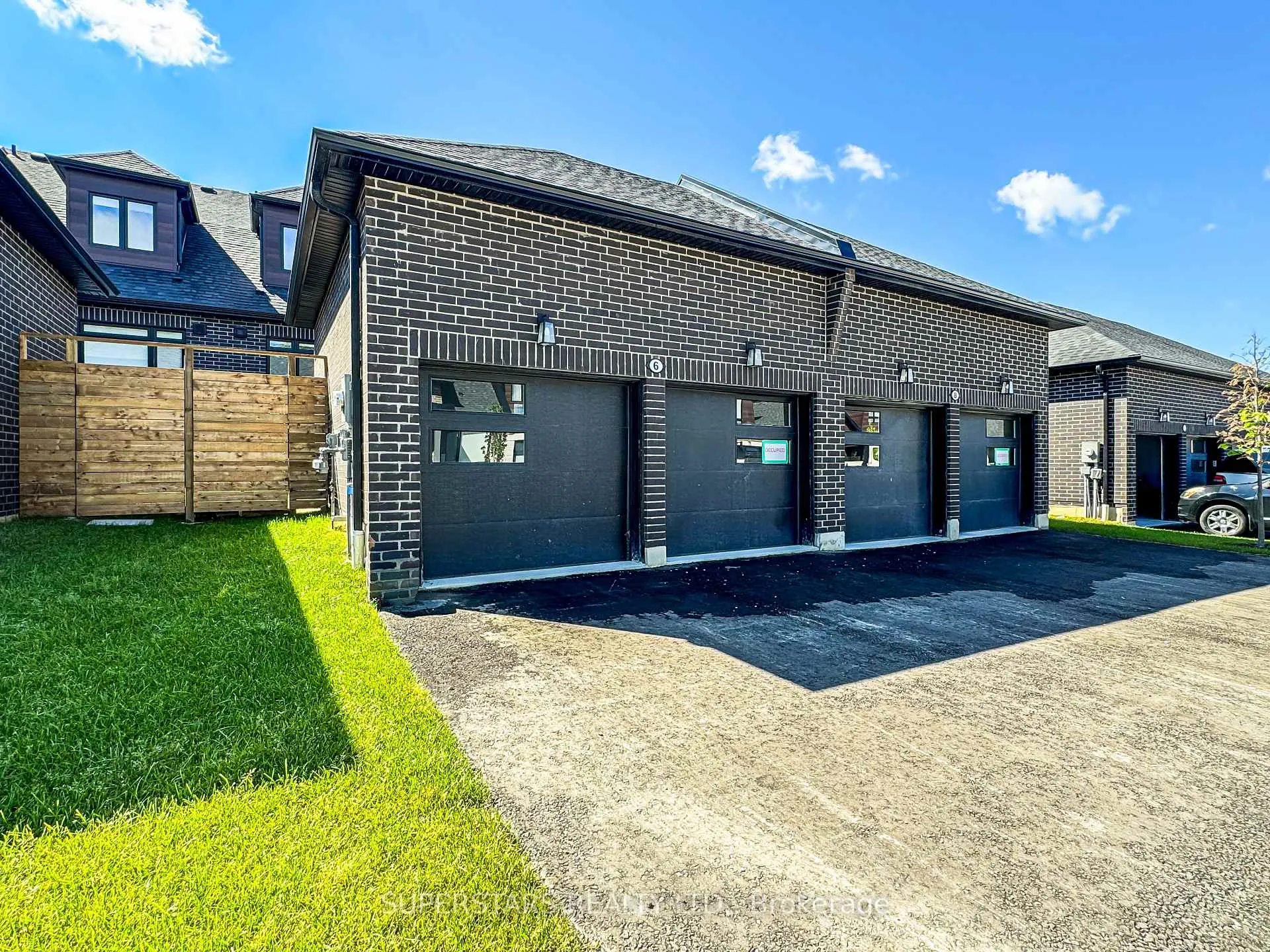 Photo 34 of 6 Vern Robertson Gate, Uxbridge — HOMEH