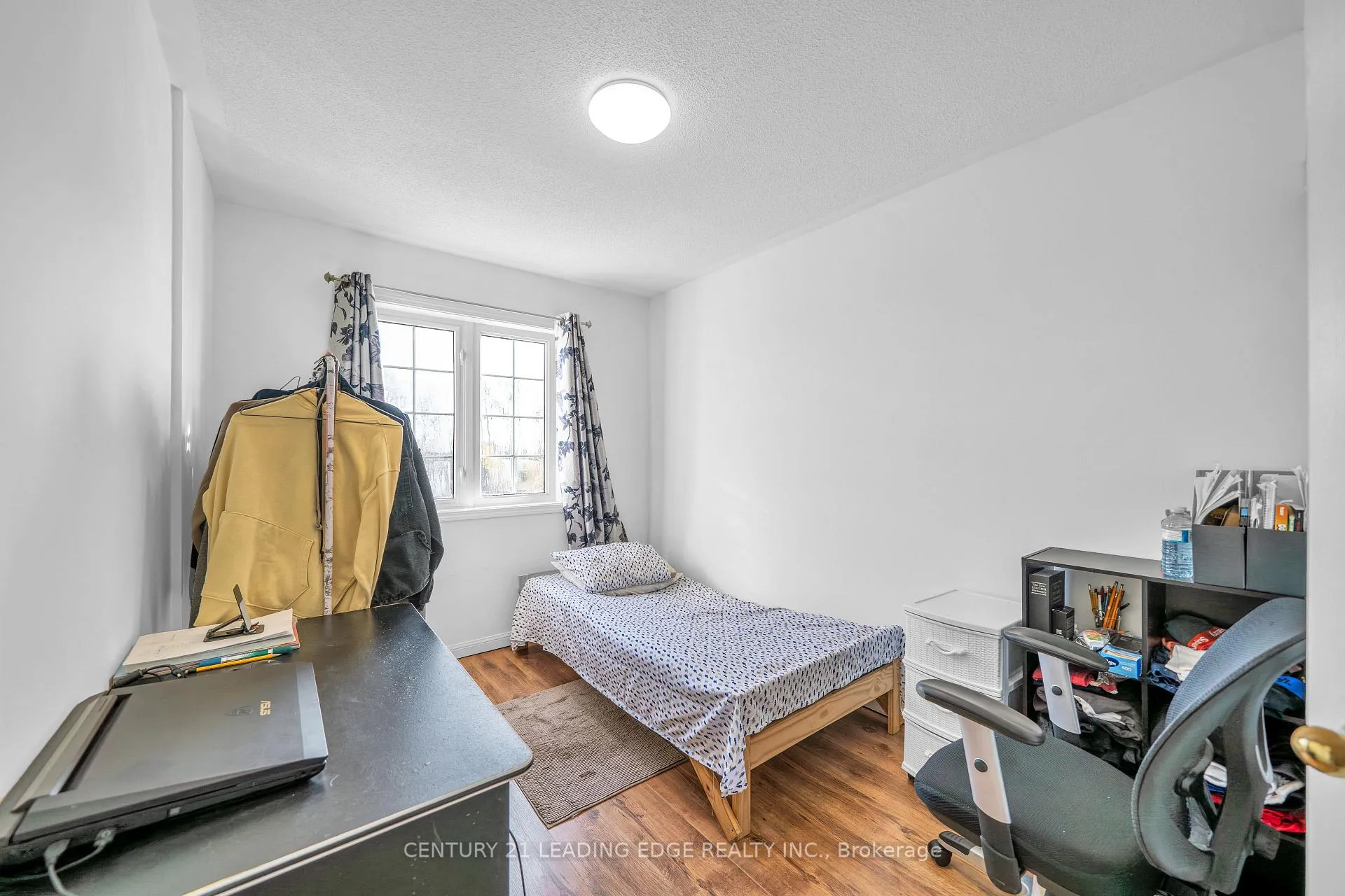 Photo 6 of 332 Swindells Street, Clarington, Bowmanville — HOMEH