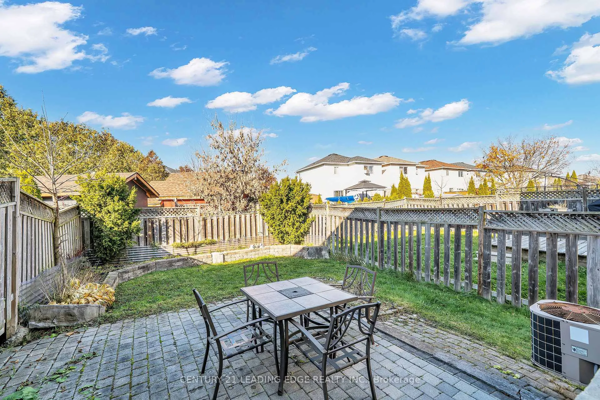 Photo 9 of 332 Swindells Street, Clarington, Bowmanville — HOMEH