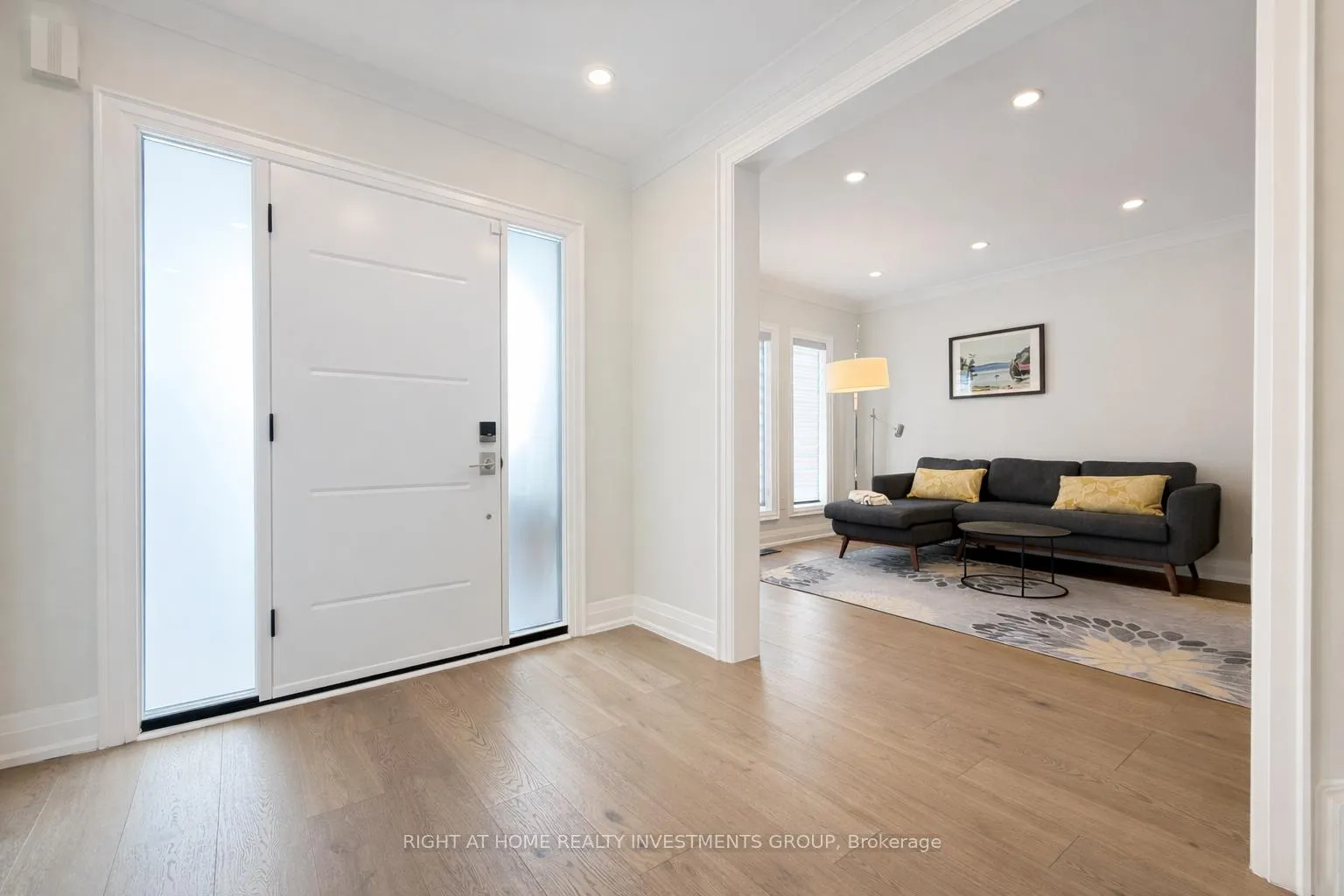 Photo 2 of 148 Avdell Avenue, Vaughan, Islington Woods — HOMEH