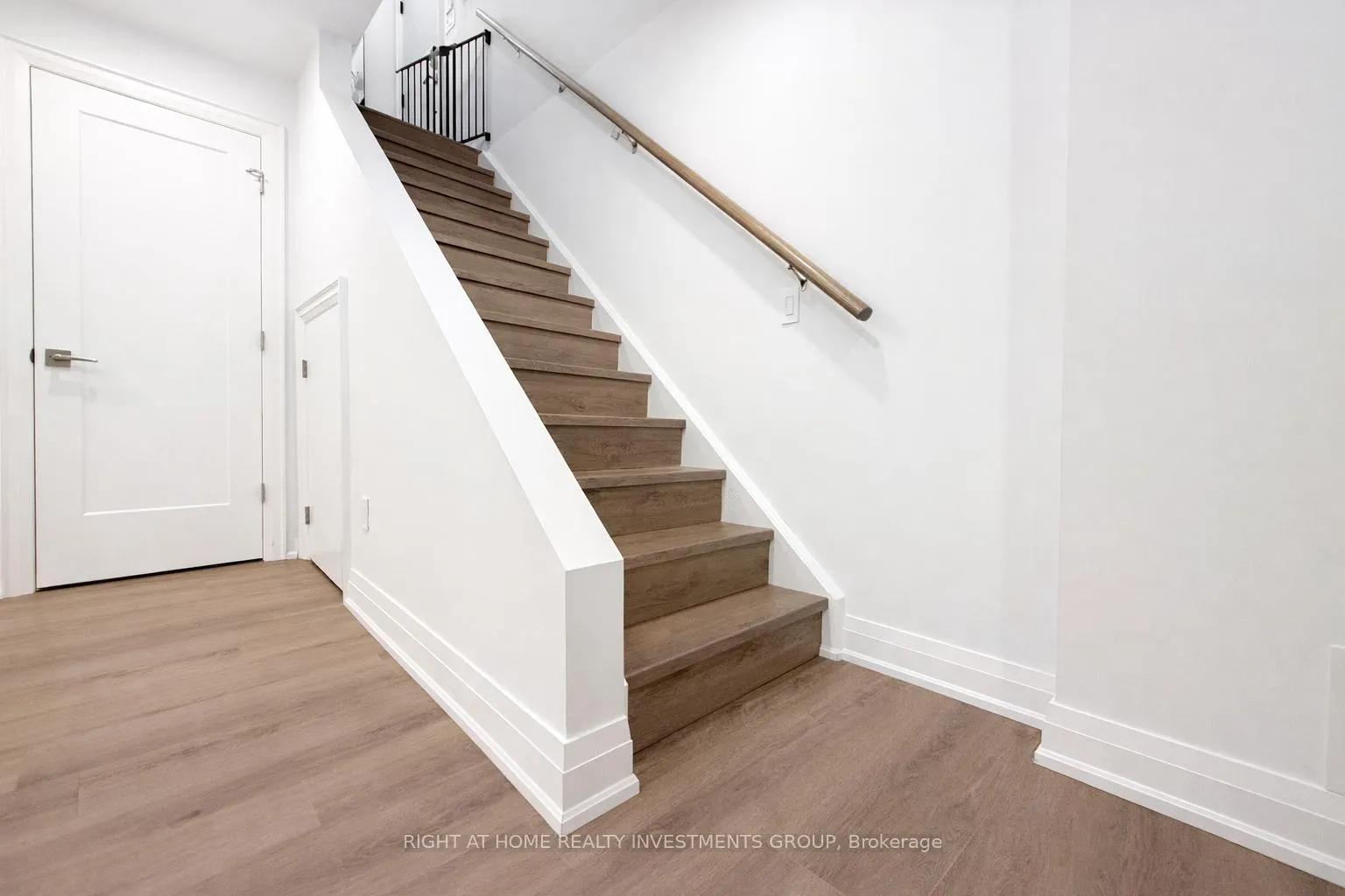 Photo 23 of 148 Avdell Avenue, Vaughan, Islington Woods — HOMEH