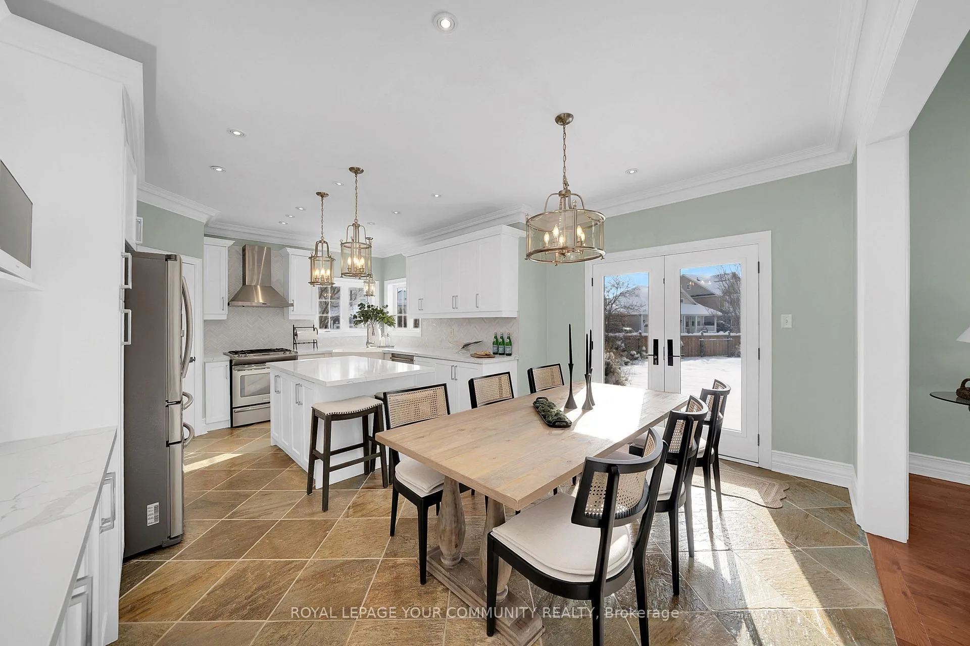 Photo 14 of 32 Hanson Crescent, Whitby, Brooklin — HOMEH