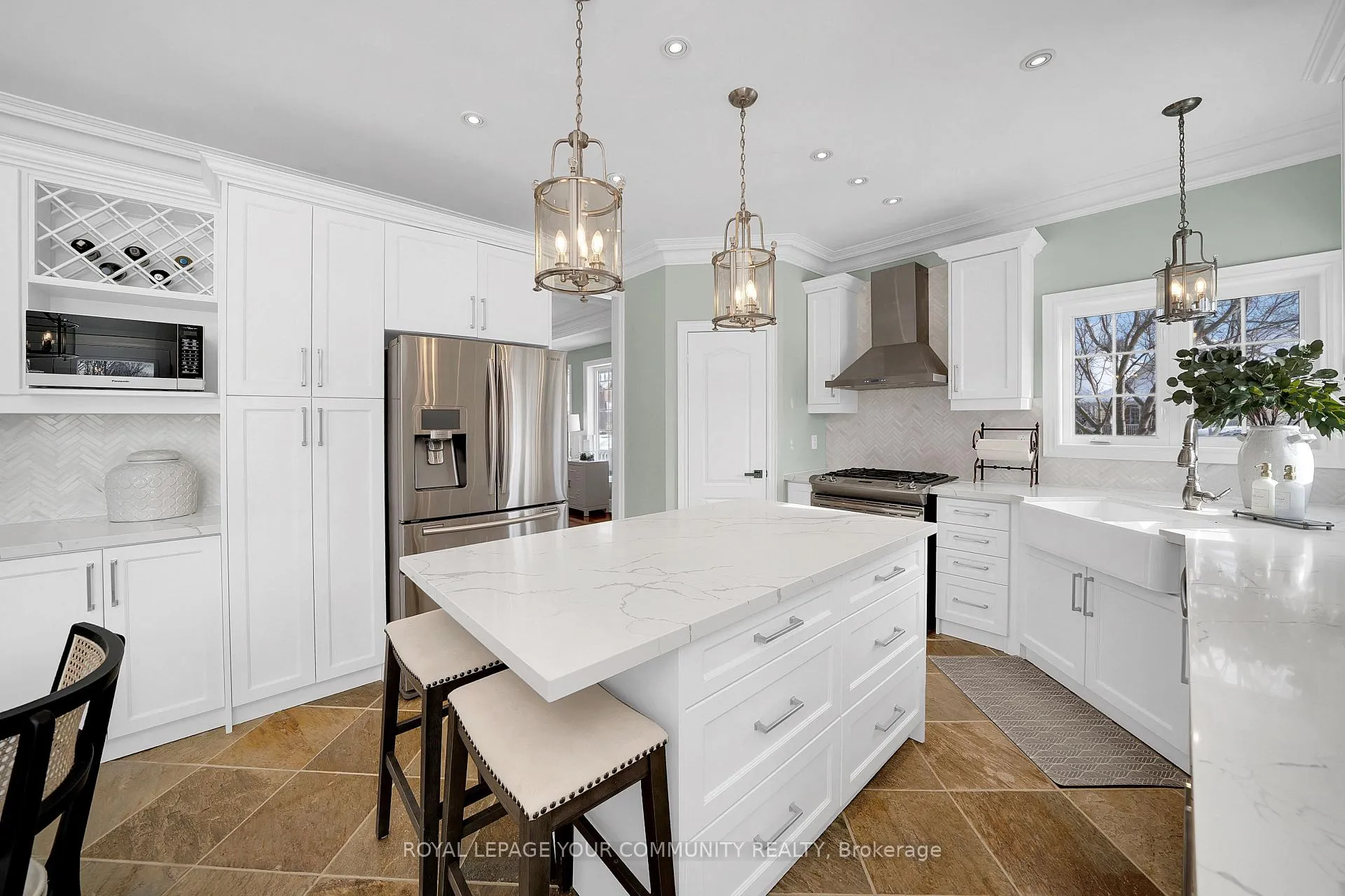 Photo 19 of 32 Hanson Crescent, Whitby, Brooklin — HOMEH