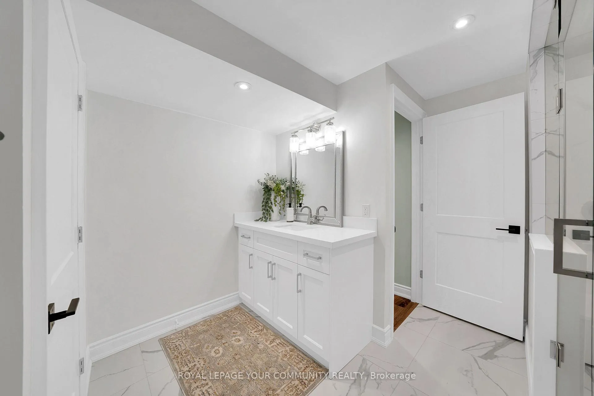 Photo 36 of 32 Hanson Crescent, Whitby, Brooklin — HOMEH