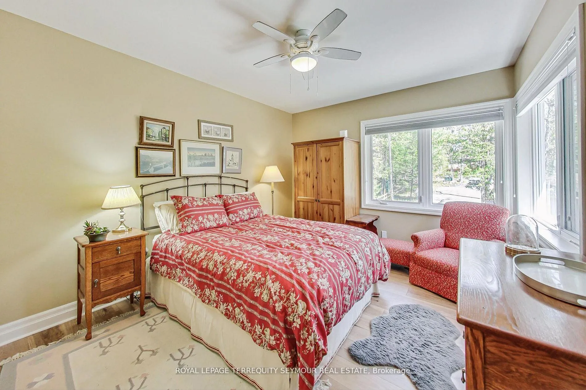 Photo 12 of 40 Belgrove Crescent, Tiny, Rural Tiny — HOMEH
