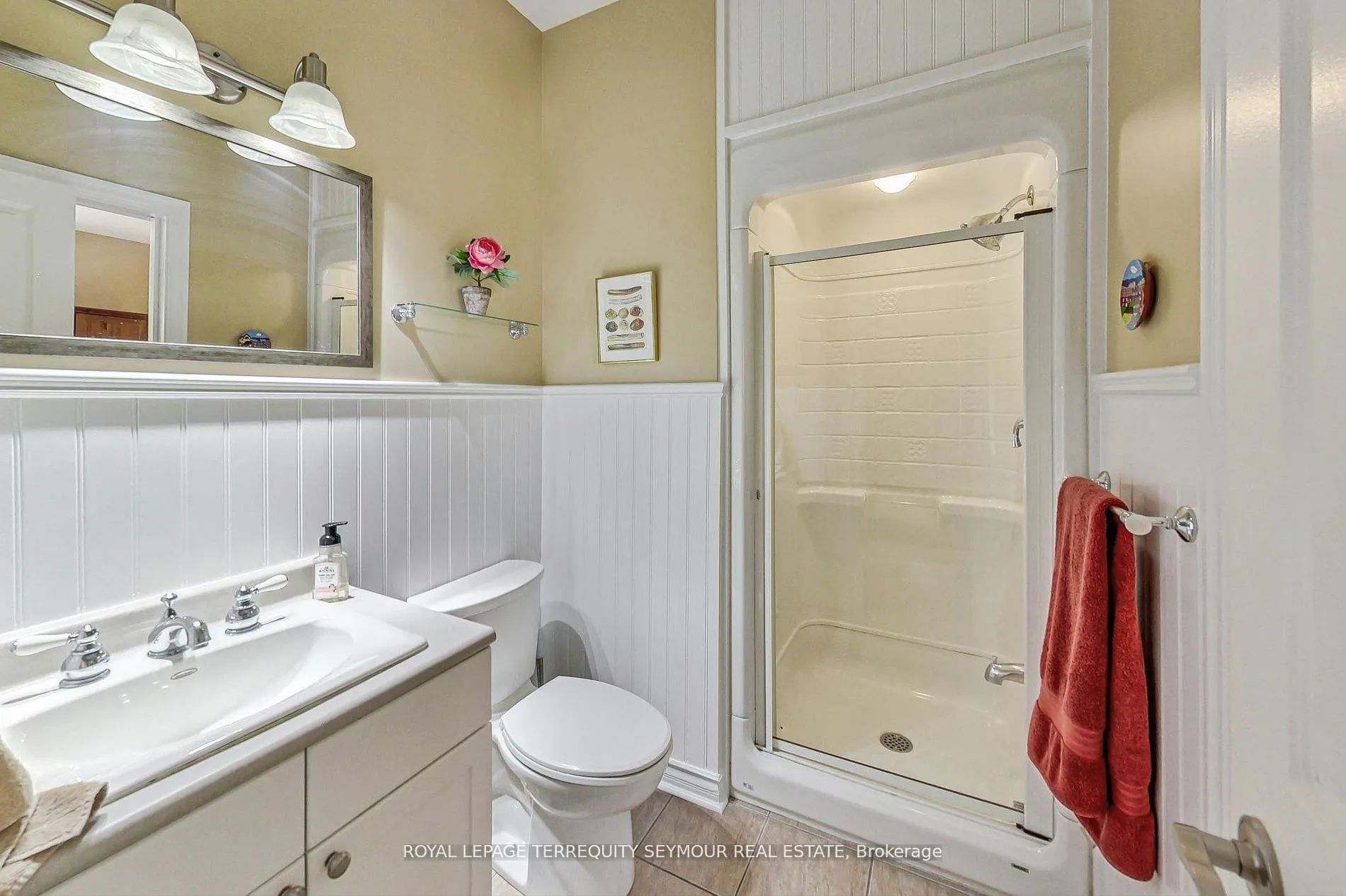 Photo 14 of 40 Belgrove Crescent, Tiny, Rural Tiny — HOMEH