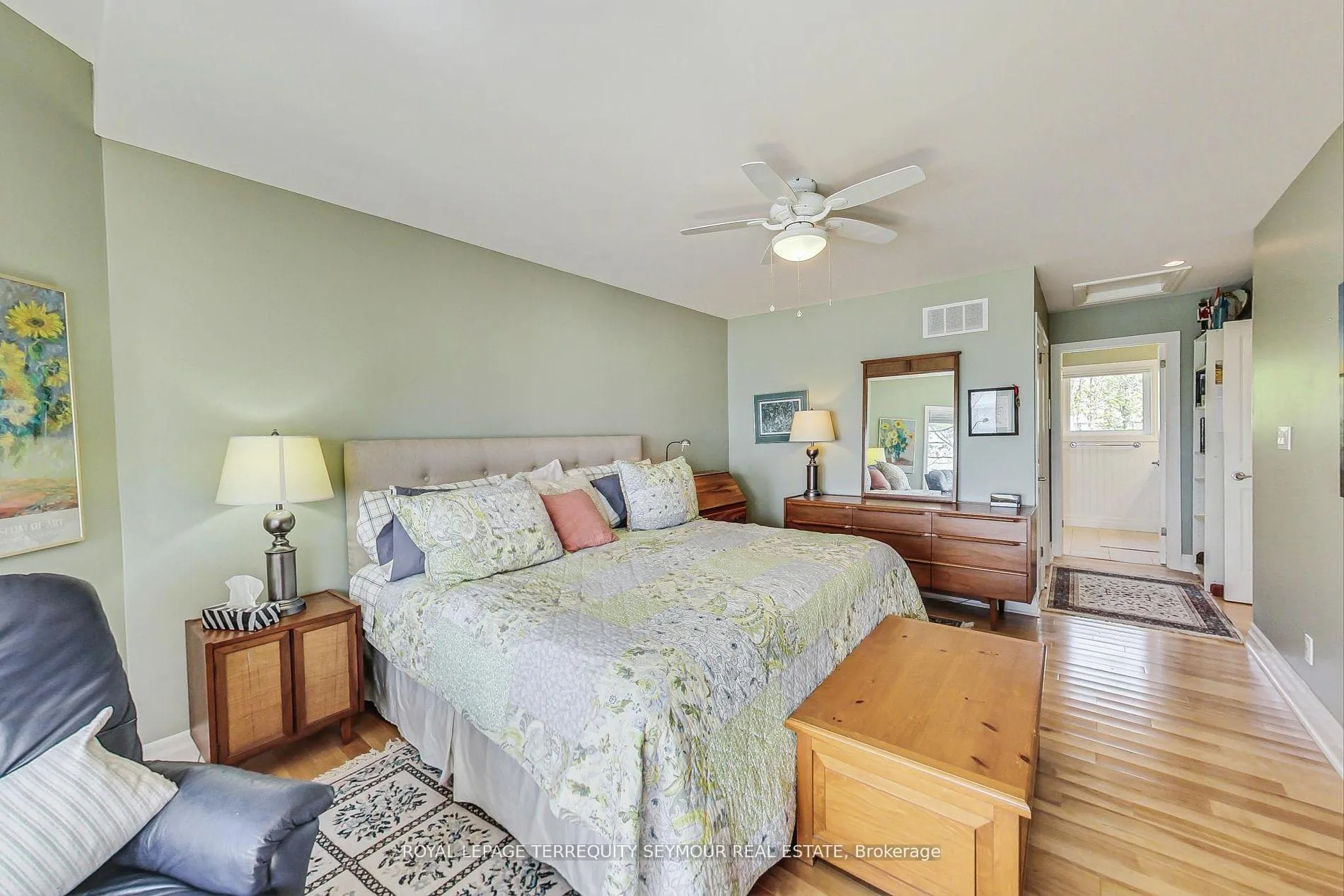Photo 17 of 40 Belgrove Crescent, Tiny, Rural Tiny — HOMEH