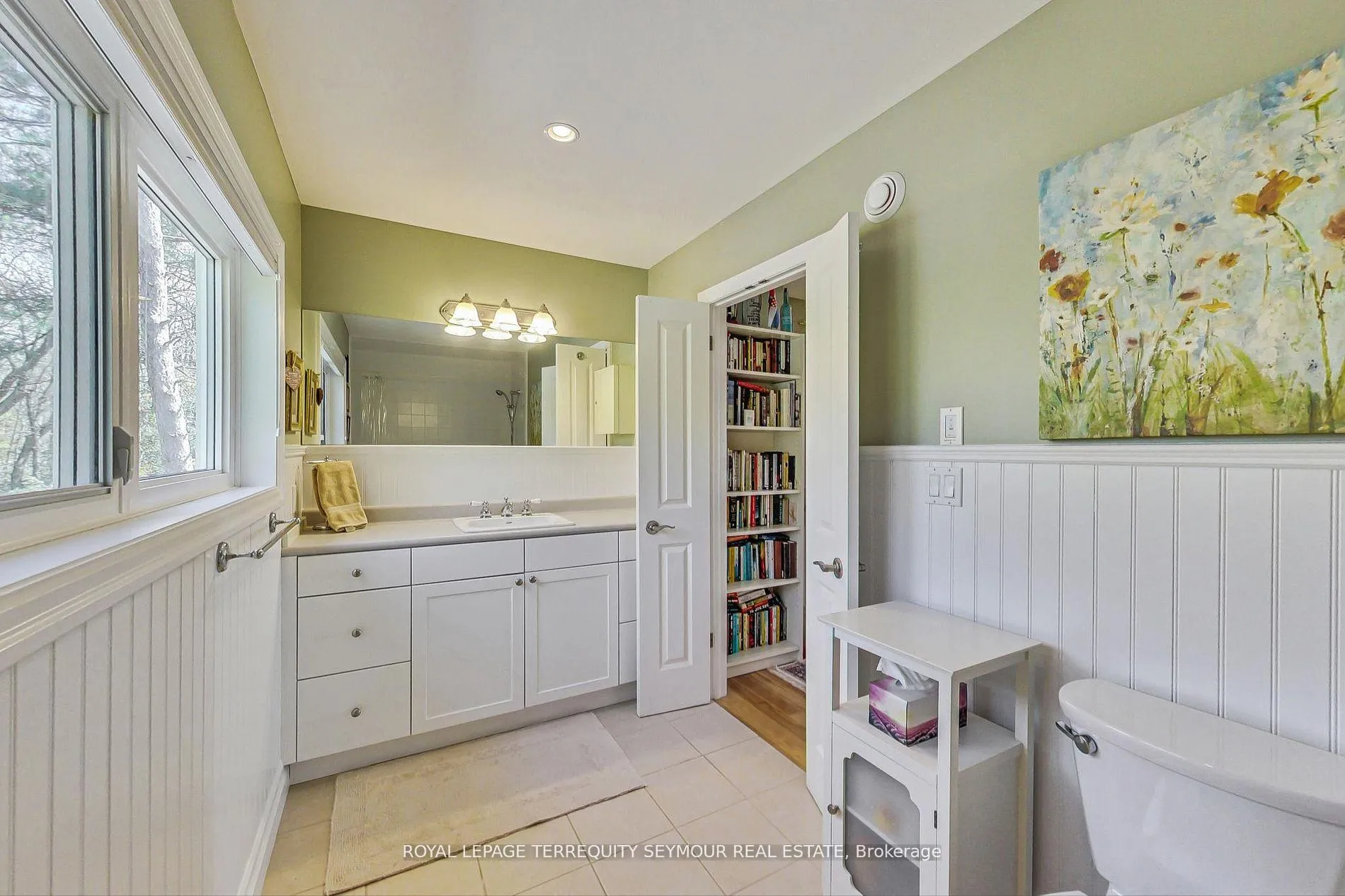 Photo 19 of 40 Belgrove Crescent, Tiny, Rural Tiny — HOMEH