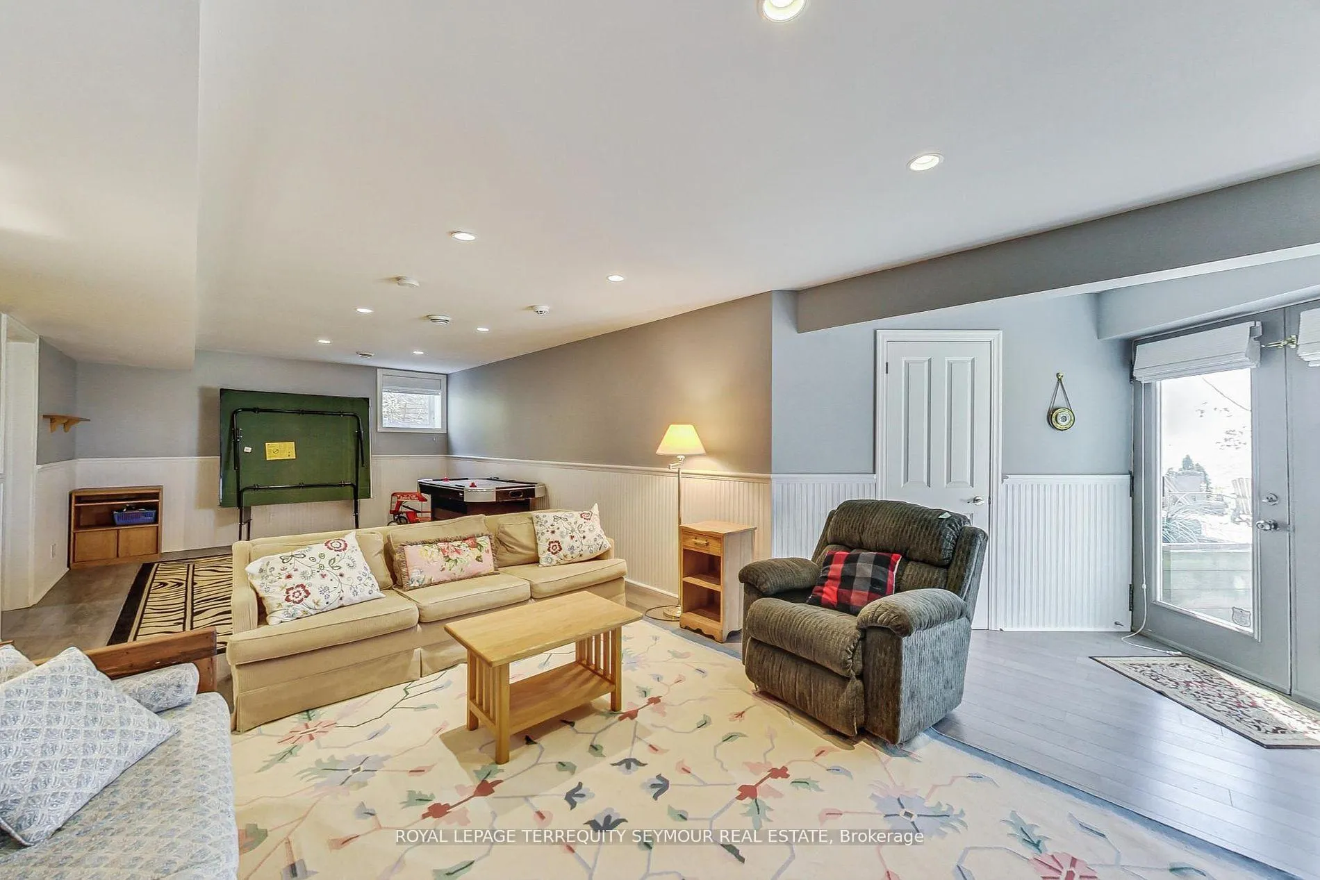 Photo 26 of 40 Belgrove Crescent, Tiny, Rural Tiny — HOMEH