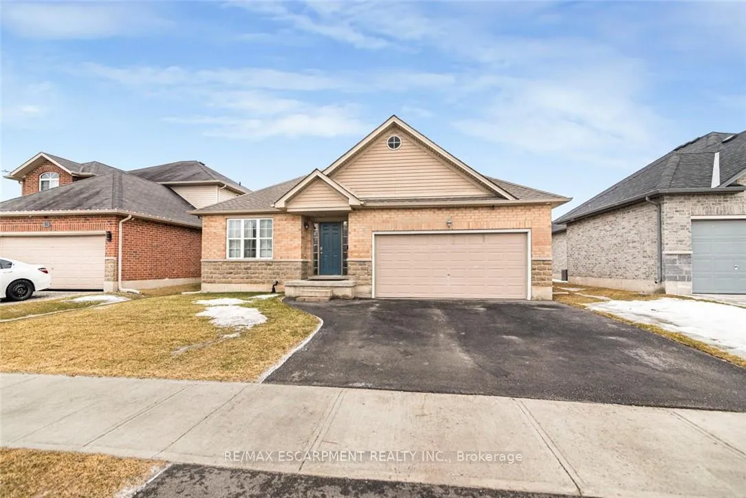 Photo 1 of 18 Hudson Drive N, Haldimand — HOMEH