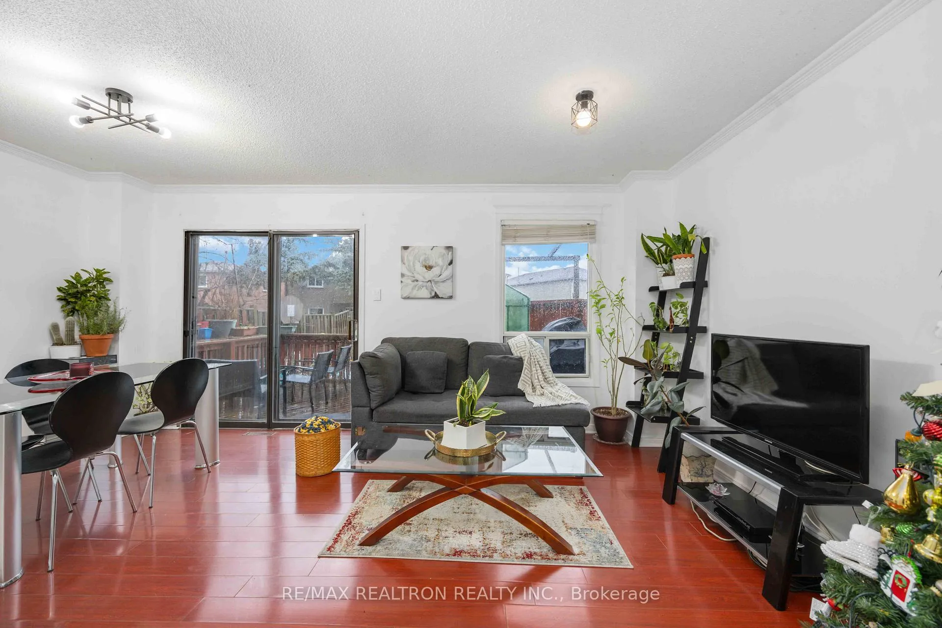 Photo 3 of 42 Galbraith Crescent, Markham, Milliken Mills East — HOMEH