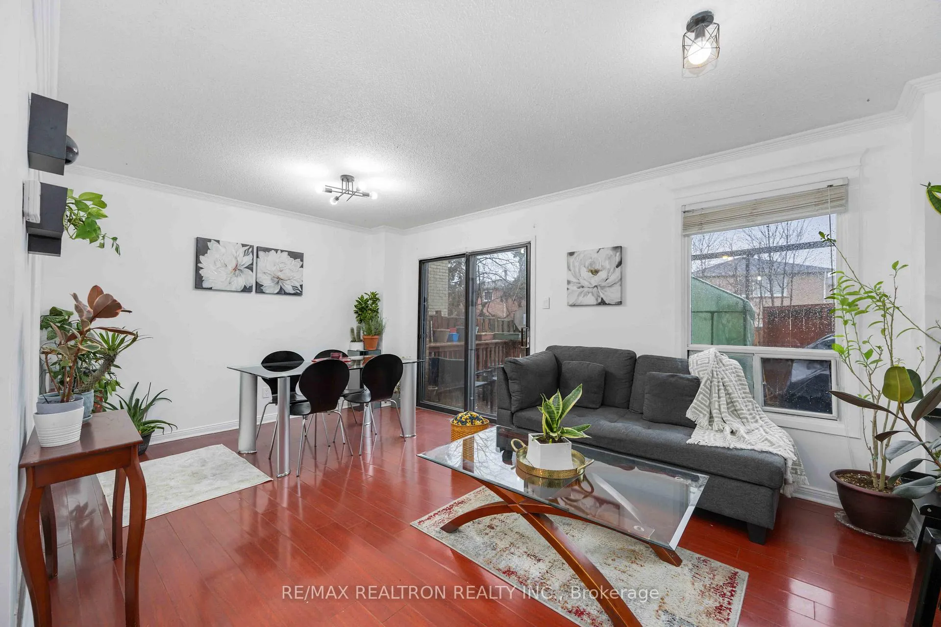 Photo 4 of 42 Galbraith Crescent, Markham, Milliken Mills East — HOMEH