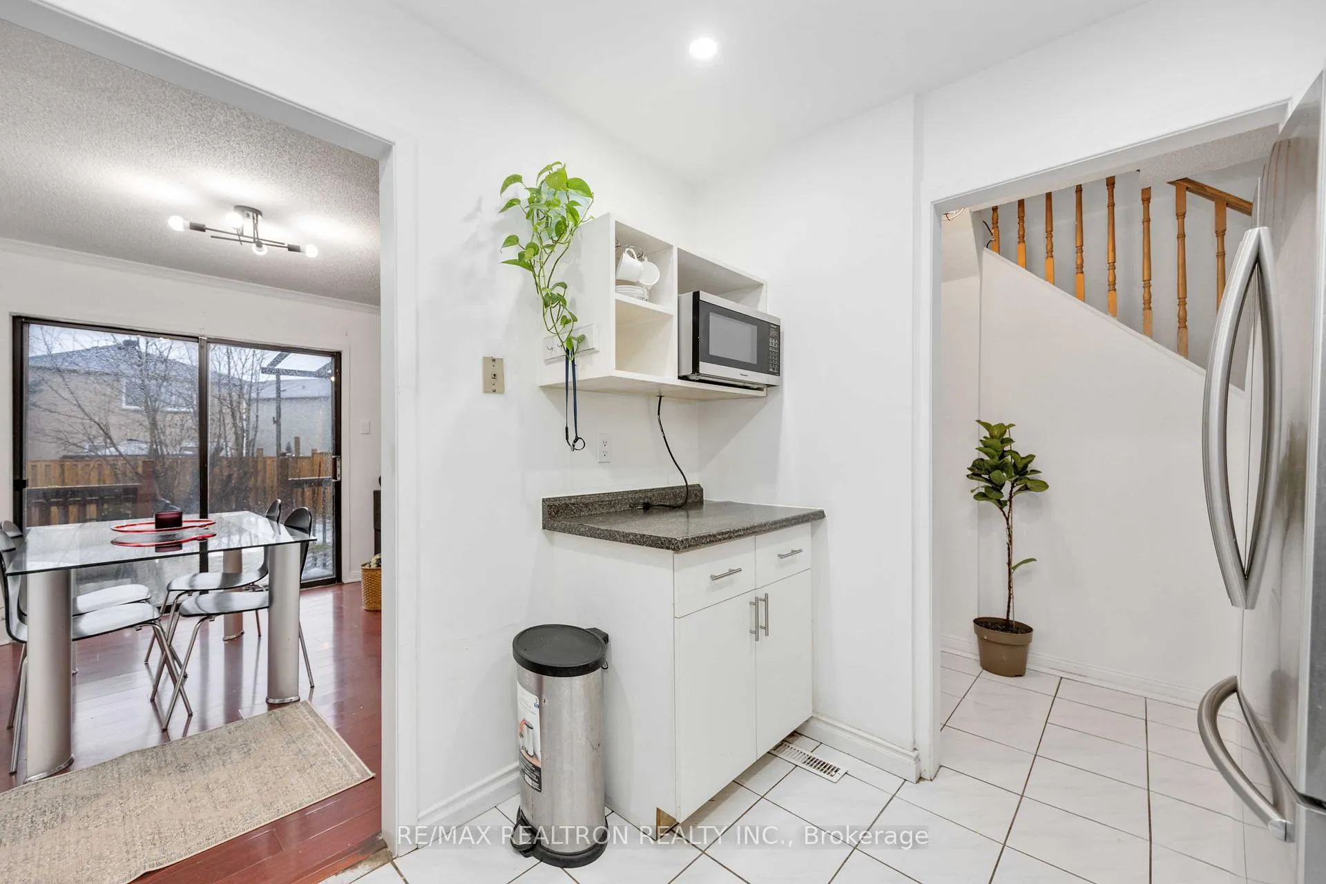 Photo 5 of 42 Galbraith Crescent, Markham, Milliken Mills East — HOMEH