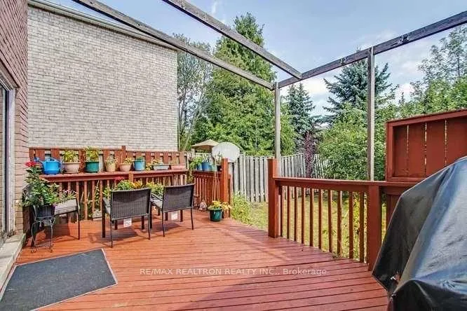Photo 22 of 42 Galbraith Crescent, Markham, Milliken Mills East — HOMEH