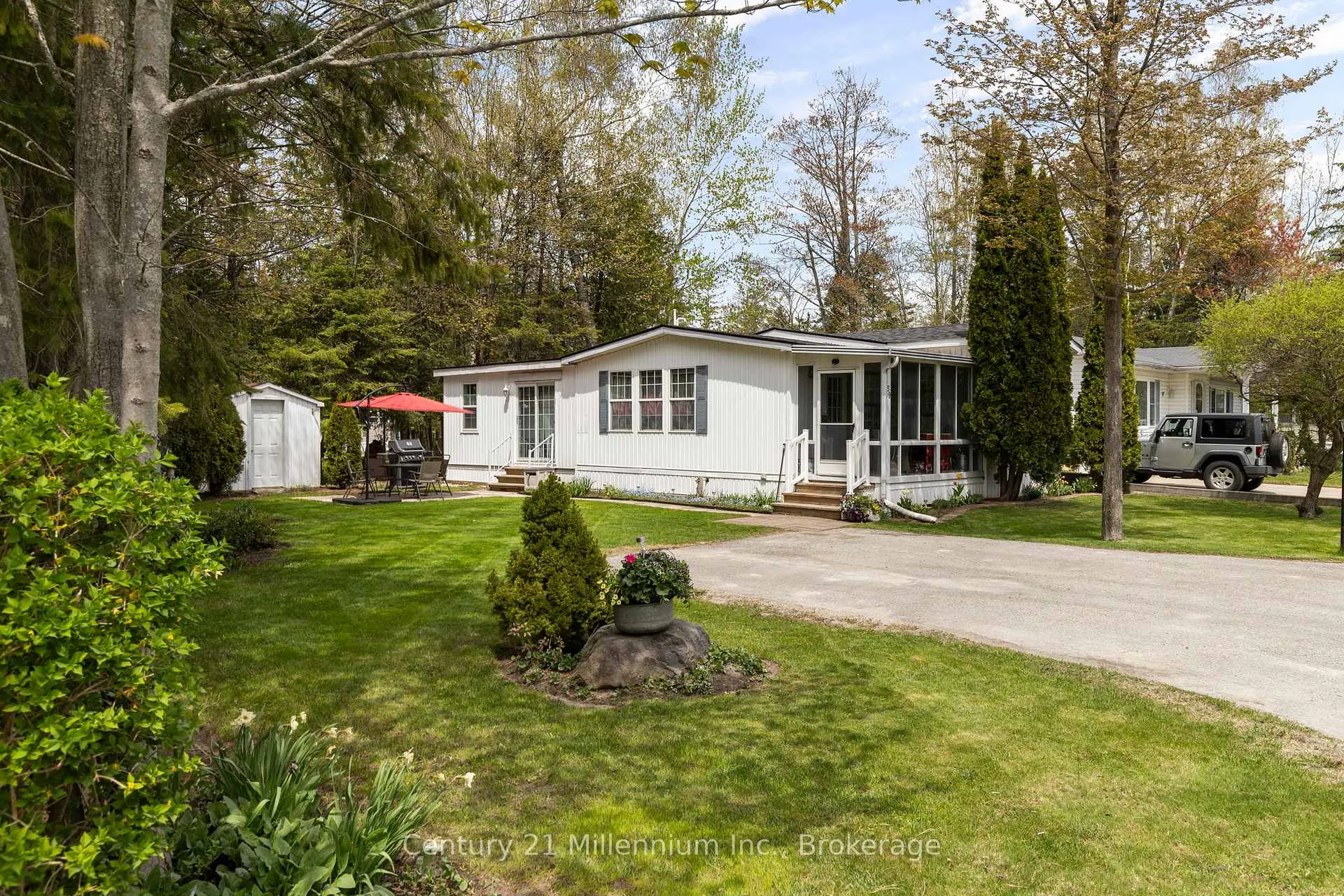 Photo 1 of 59 Topaz Street, Wasaga Beach — HOMEH