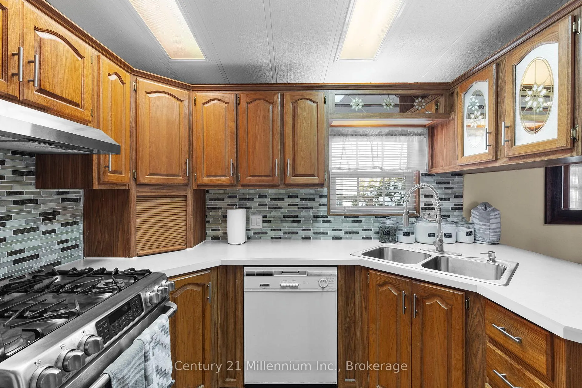 Photo 19 of 59 Topaz Street, Wasaga Beach — HOMEH