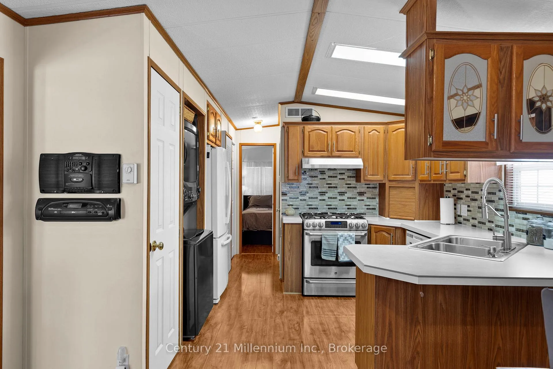 Photo 20 of 59 Topaz Street, Wasaga Beach — HOMEH
