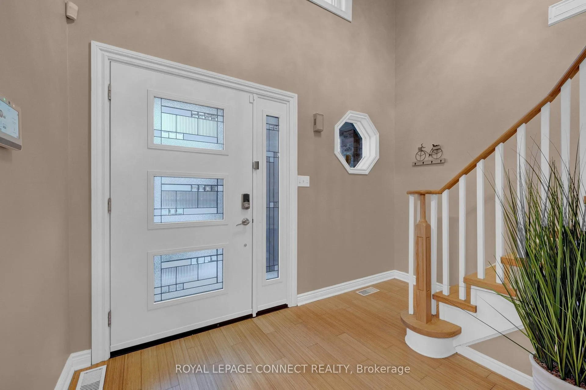 Photo 4 of 18 Dunkin Avenue, Clarington, Courtice — HOMEH