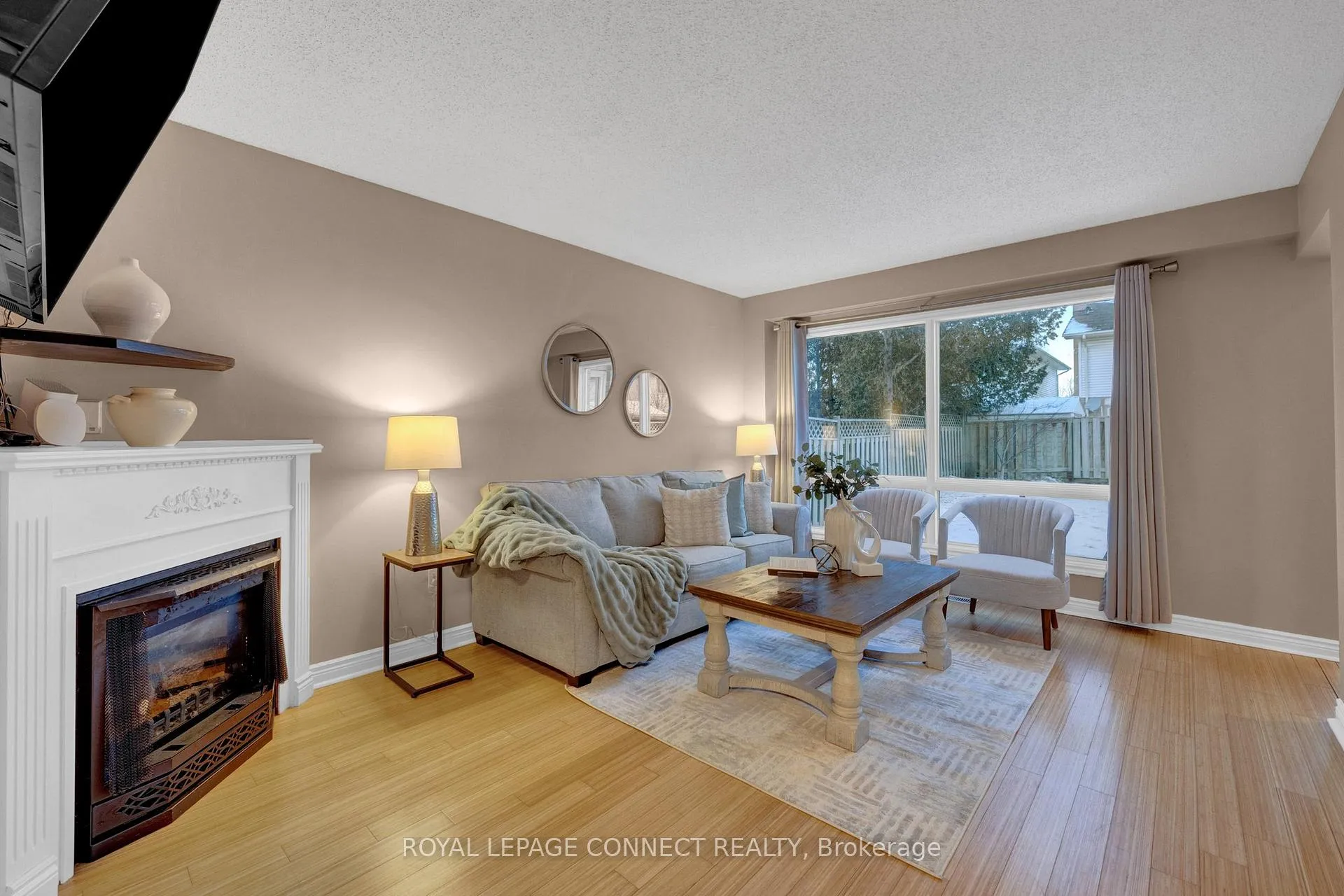 Photo 7 of 18 Dunkin Avenue, Clarington, Courtice — HOMEH